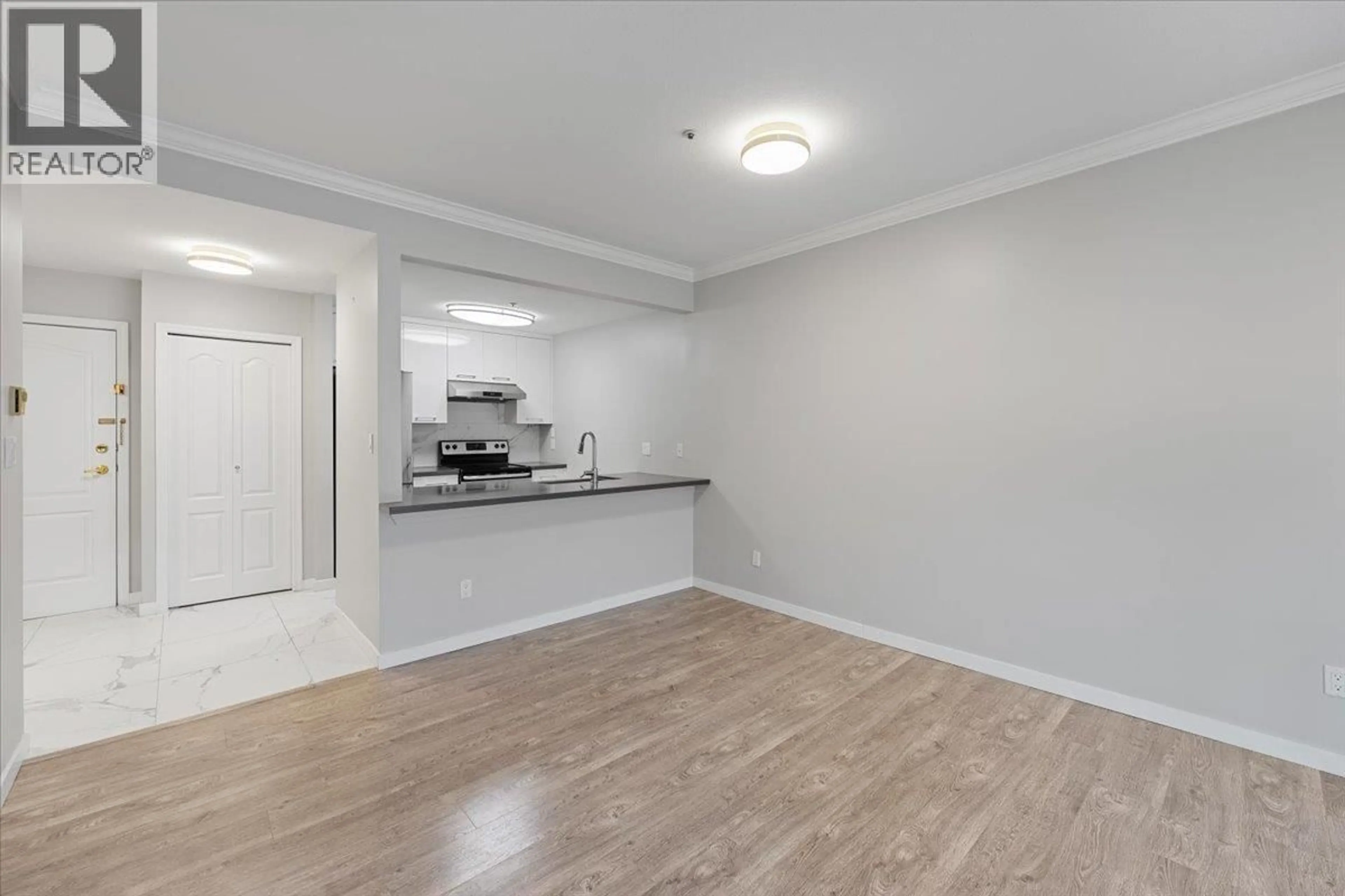 A pic of a room for 204 - 8680 LANSDOWNE ROAD, Richmond British Columbia V6X1B9