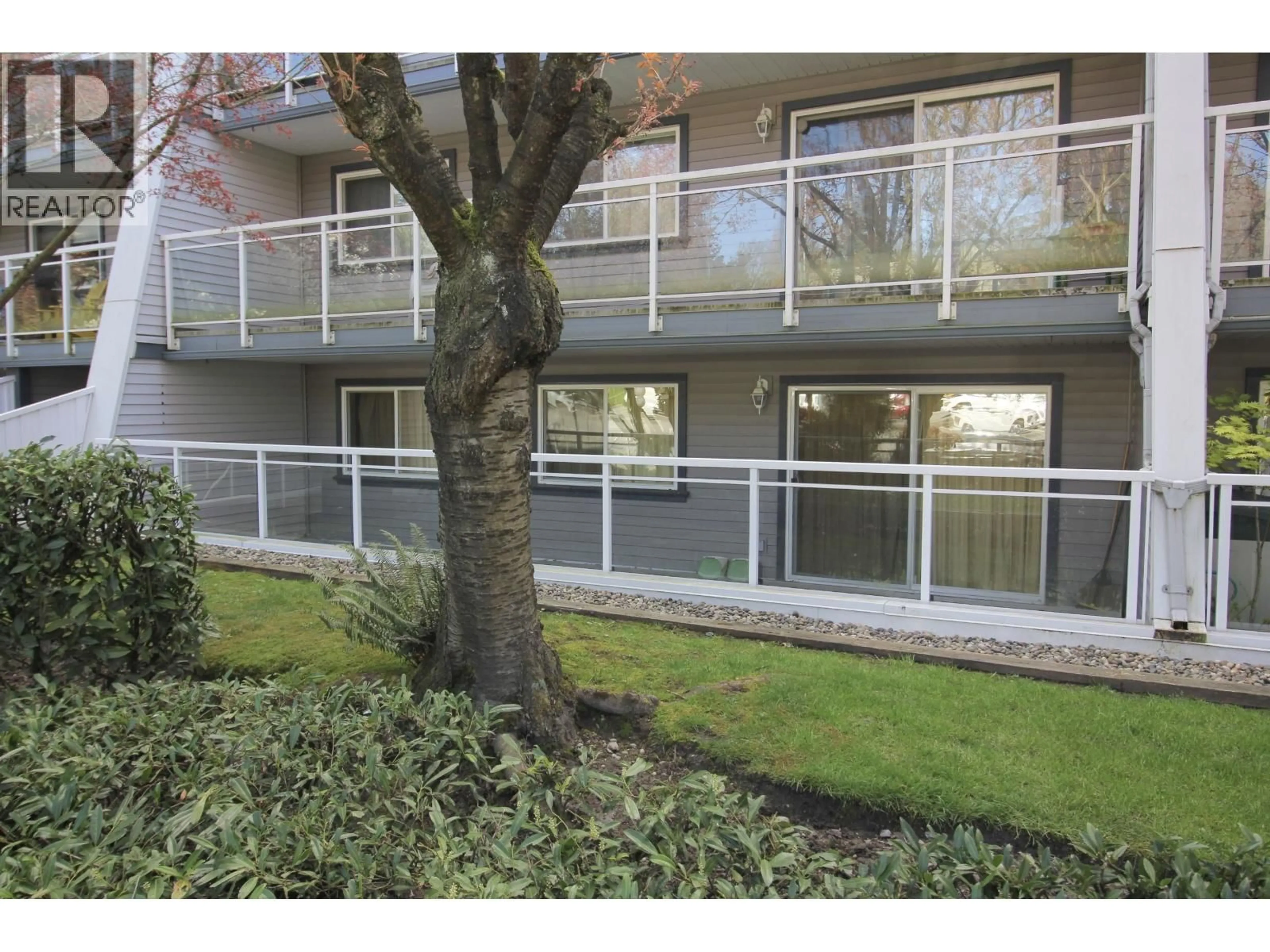 Patio, unknown for 109 - 550 ROYAL AVENUE, New Westminster British Columbia V3L5H9