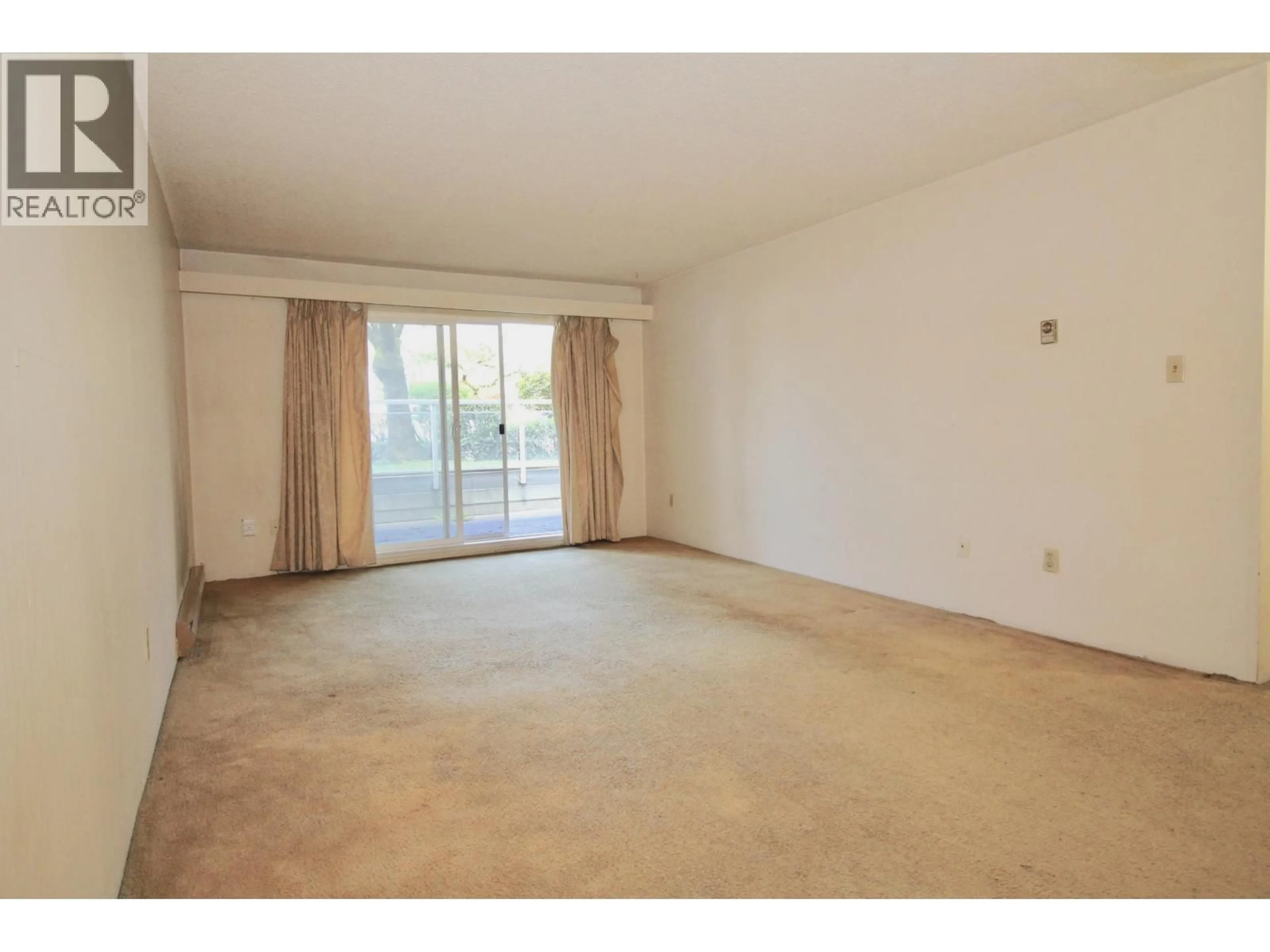 A pic of a room for 109 - 550 ROYAL AVENUE, New Westminster British Columbia V3L5H9