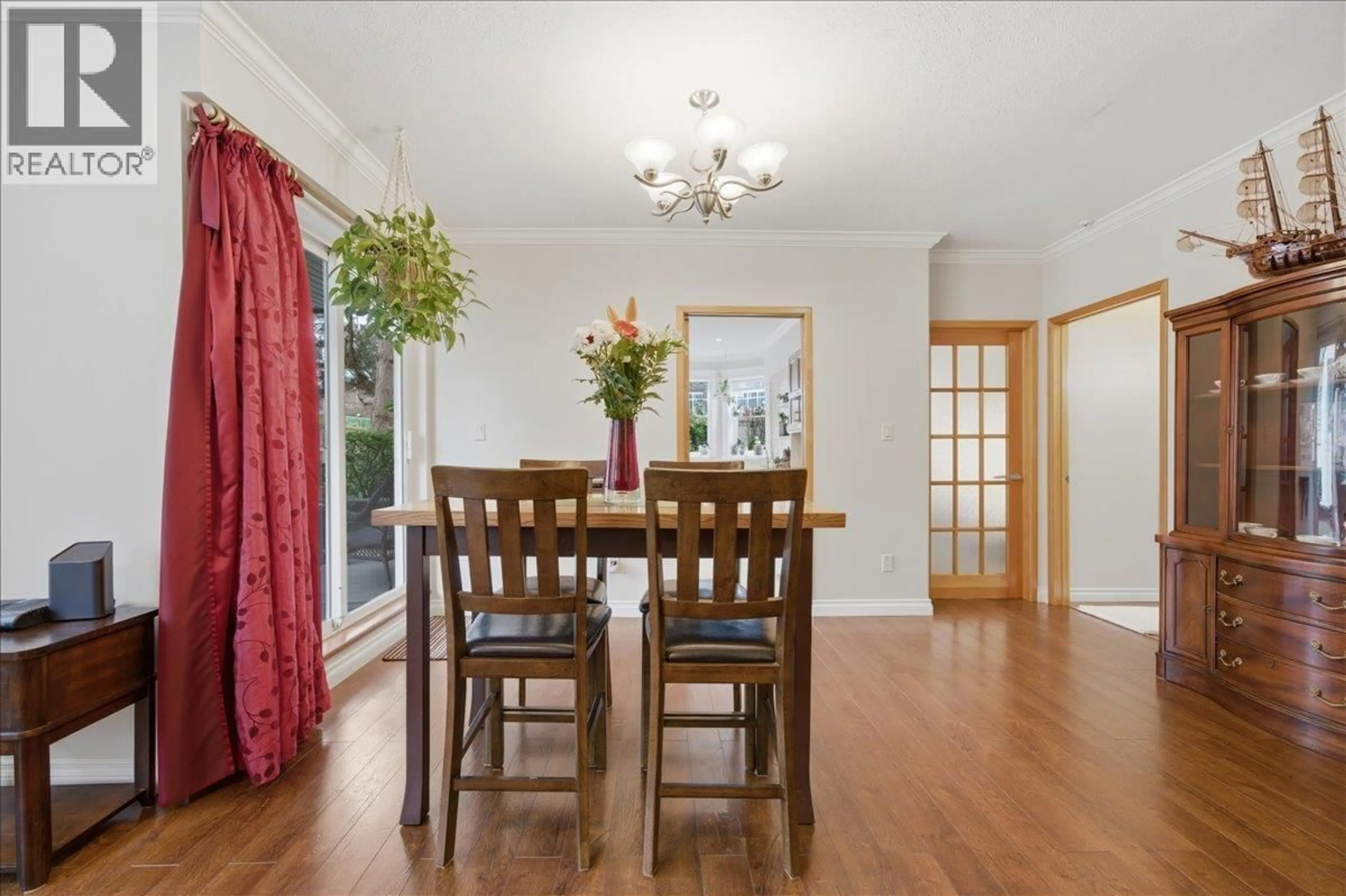 Dining room, wood/laminate floor for G01 - 3085 PRIMROSE LANE, Coquitlam British Columbia V3B7S3