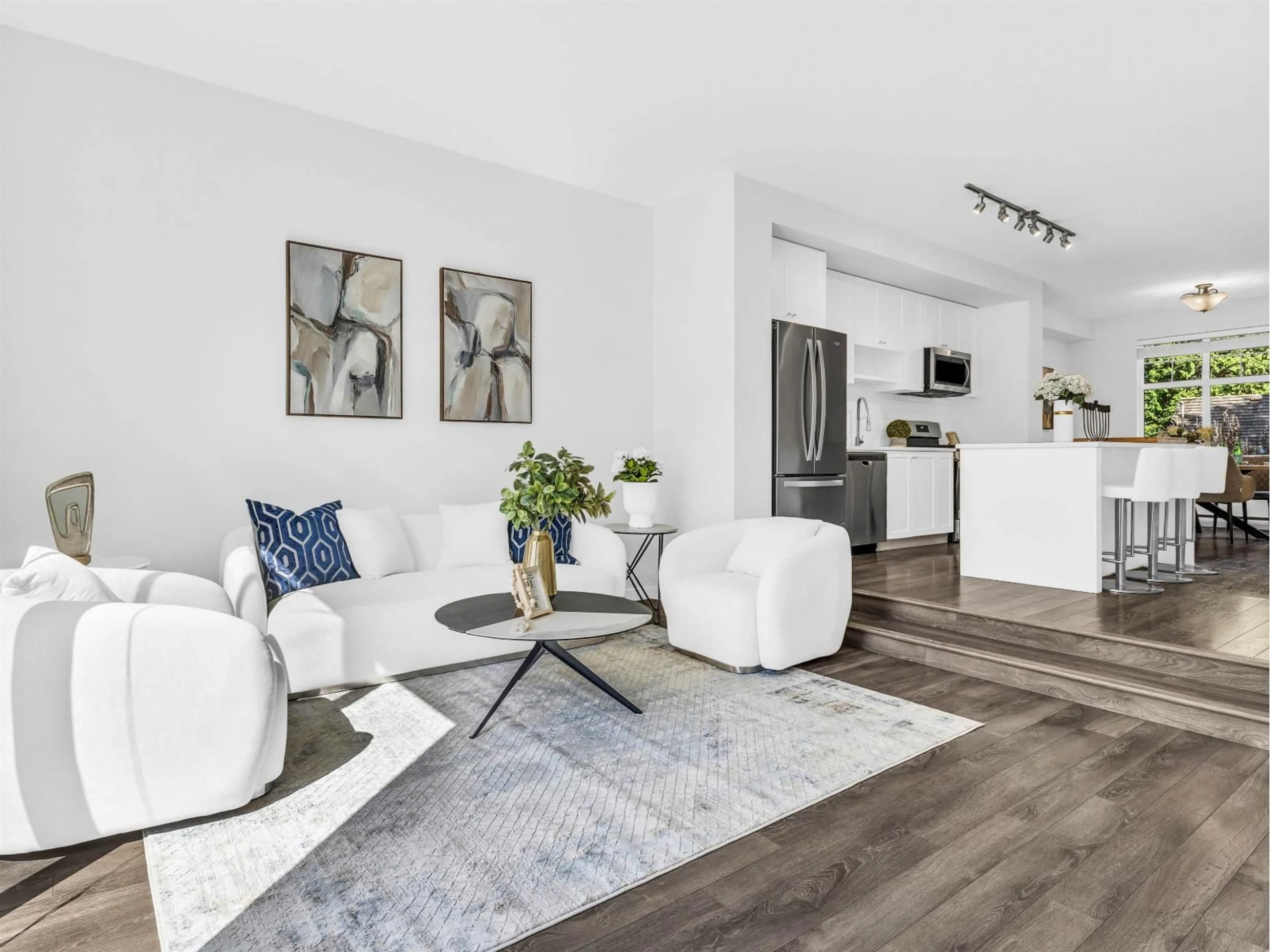 Living room with furniture, unknown for 92 - 158 171 STREET, Surrey British Columbia V3Z0X1