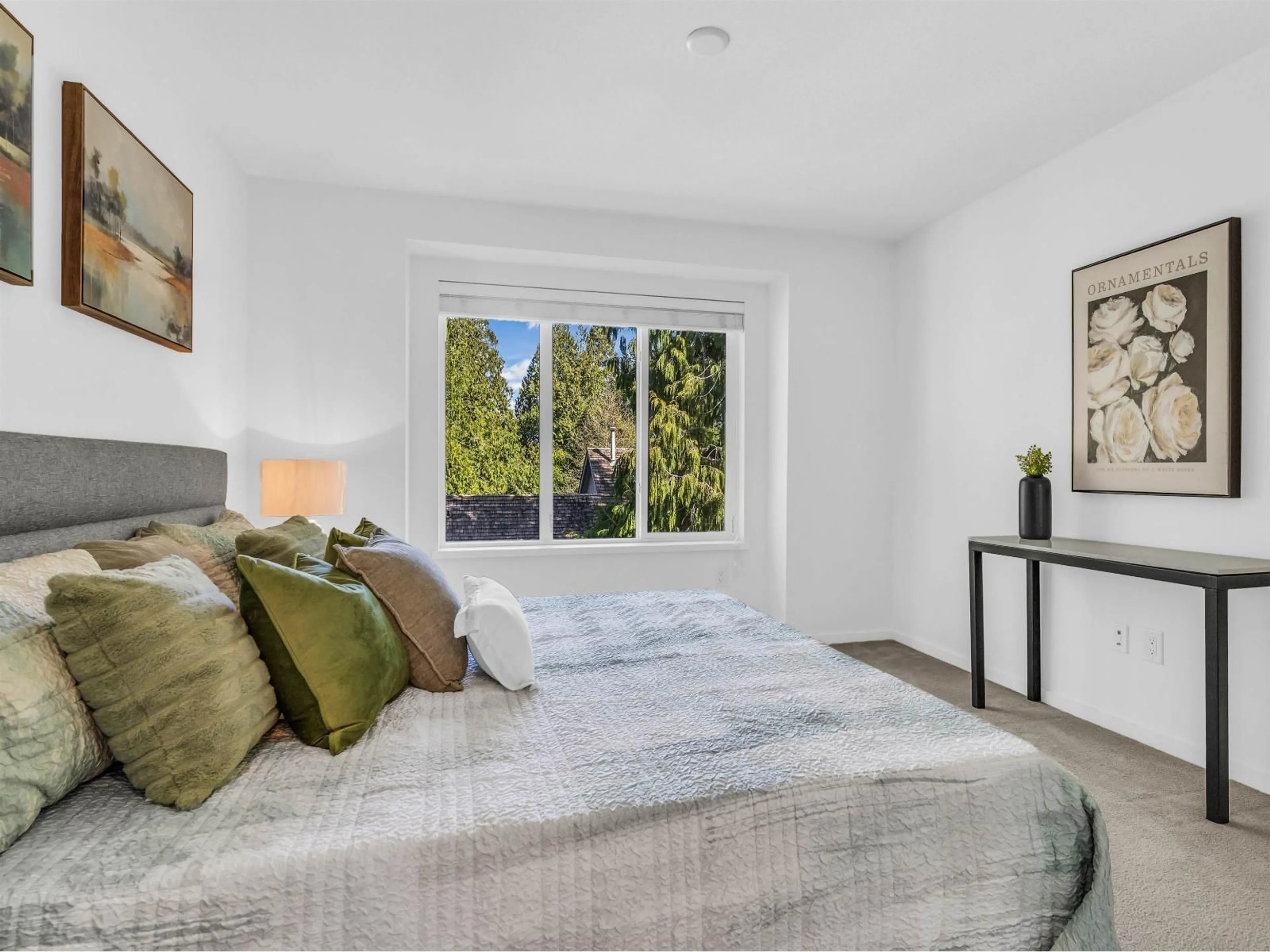 Bedroom with bed, unknown for 92 - 158 171 STREET, Surrey British Columbia V3Z0X1