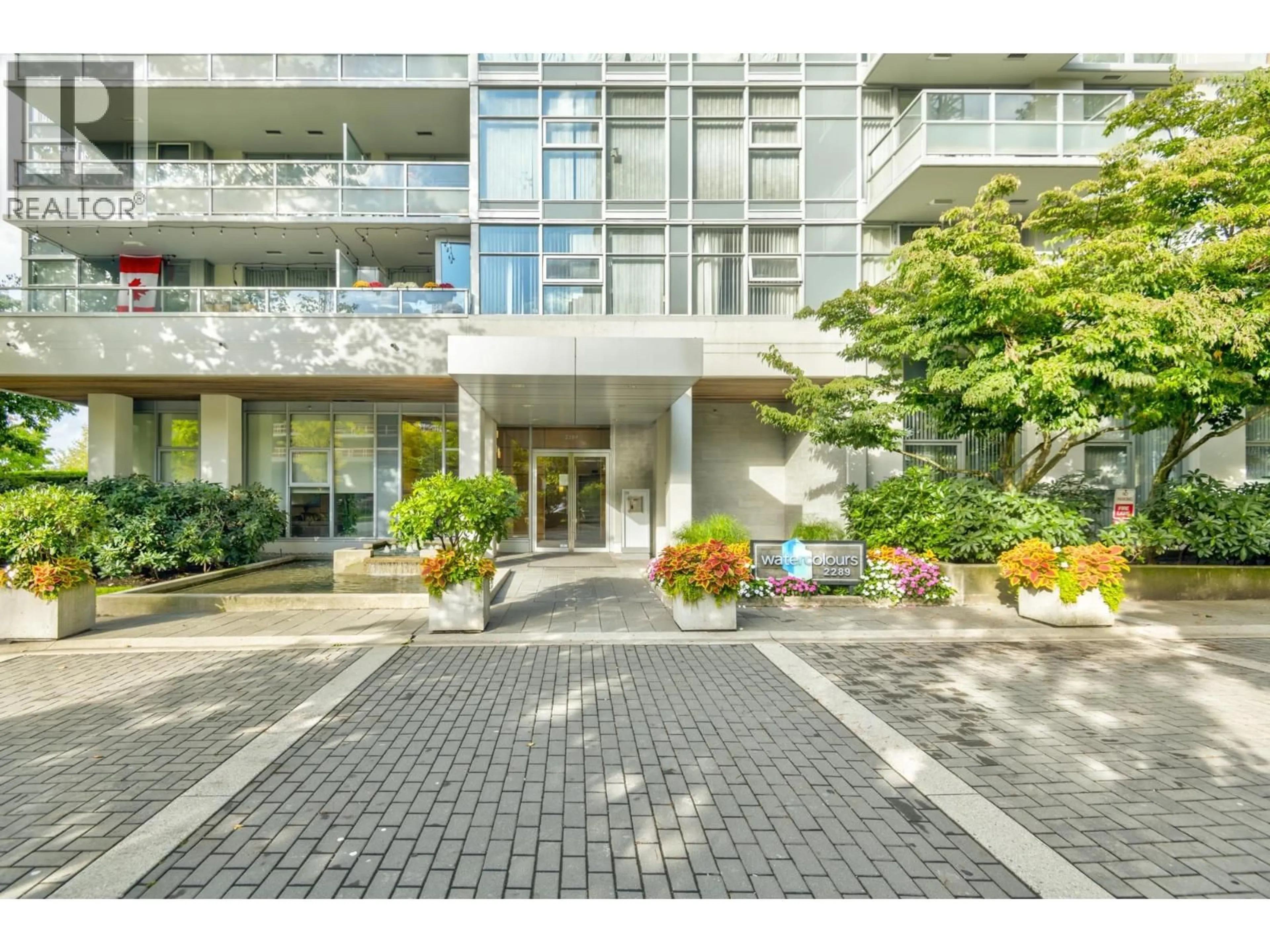 Indoor foyer for 3005 - 2289 YUKON CRESCENT, Burnaby British Columbia V5C0B2