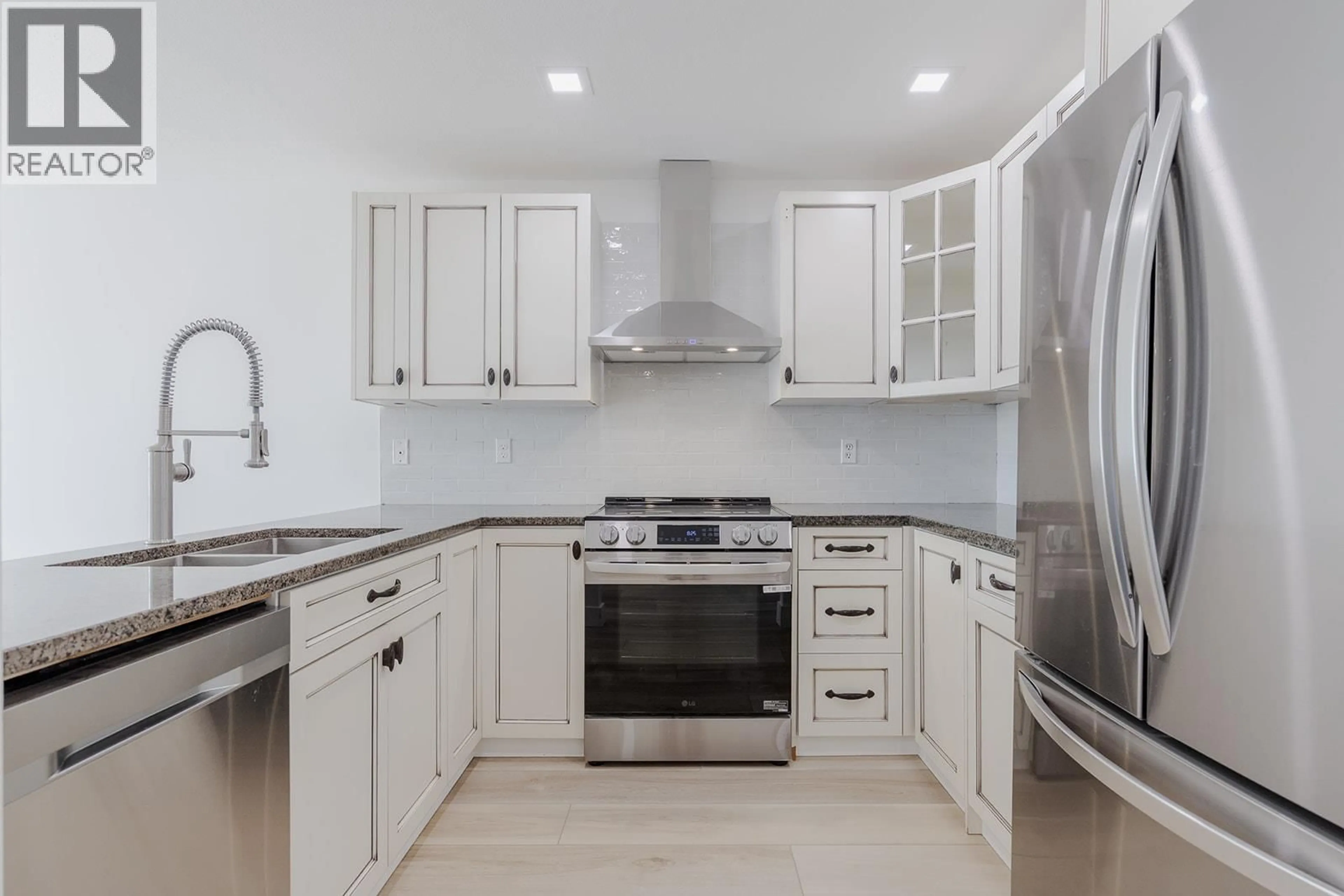 Unknown for 209 - 22356 MCINTOSH AVENUE, Maple Ridge British Columbia V2X3C1