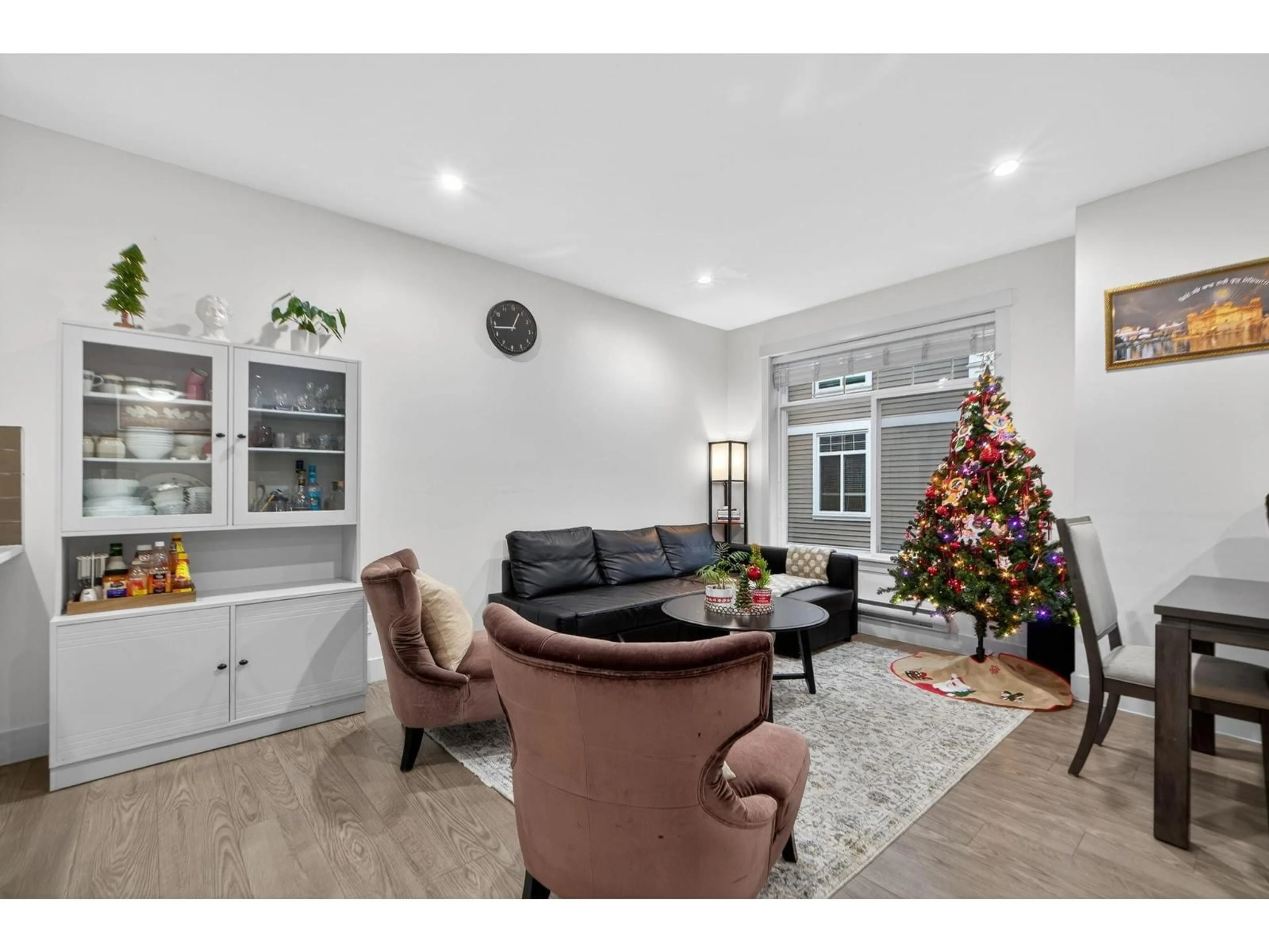 Living room with furniture, unknown for 9 - 11267 133 STREET, Surrey British Columbia V3R0E3