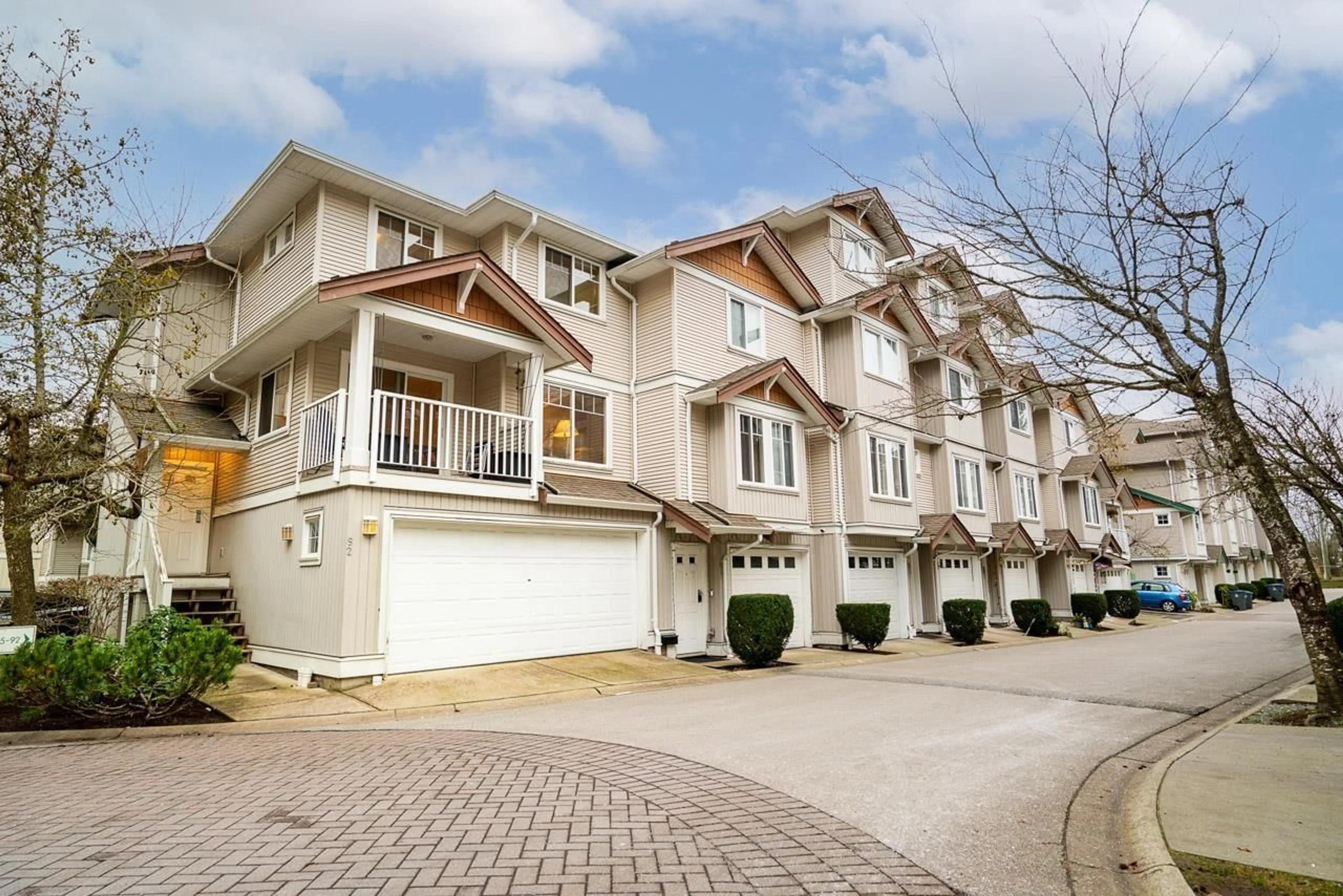 Unknown for 92 - 12711 64 AVENUE, Surrey British Columbia V3W1X1