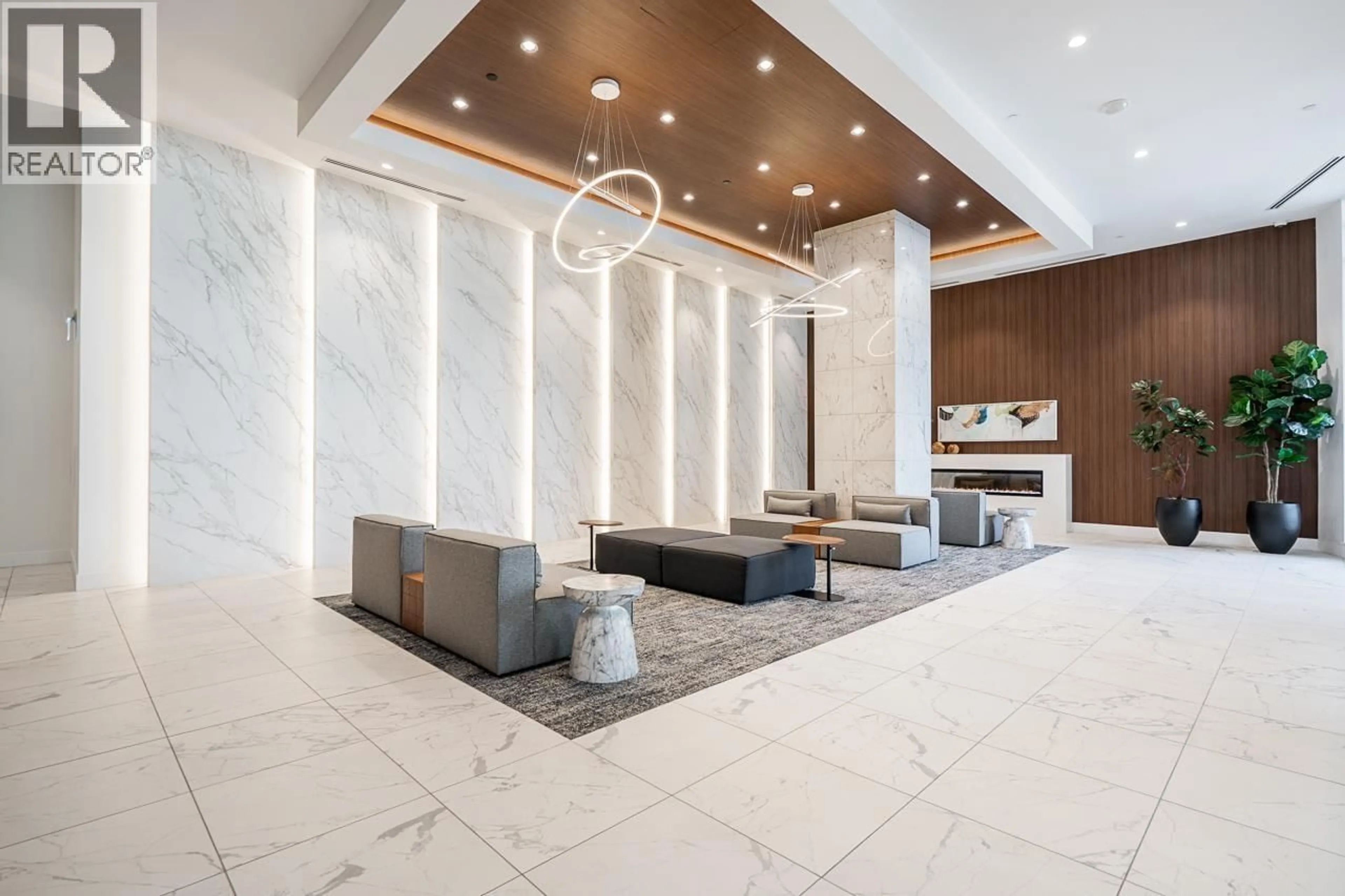 Lobby for 1602 - 518 CLARKE ROAD, Coquitlam British Columbia V3J0S7