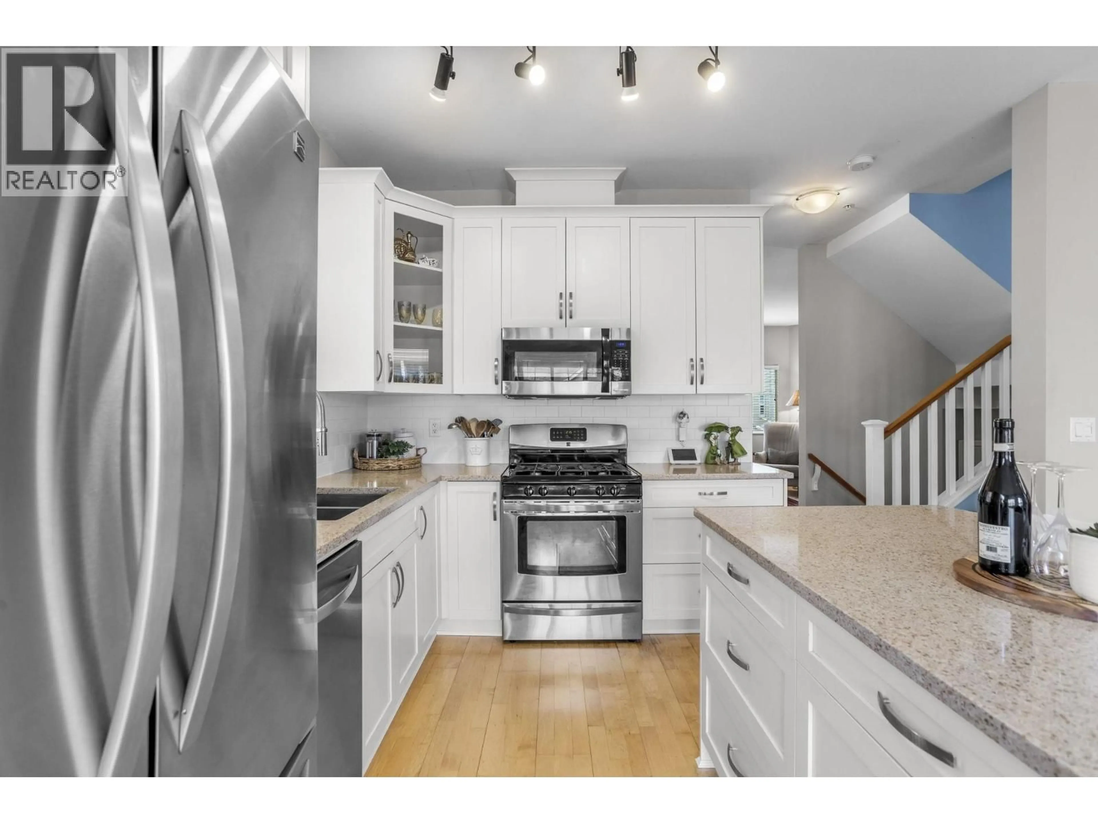 Open concept kitchen, unknown for 32 - 1108 RIVERSIDE CLOSE, Port Coquitlam British Columbia V3B8C2