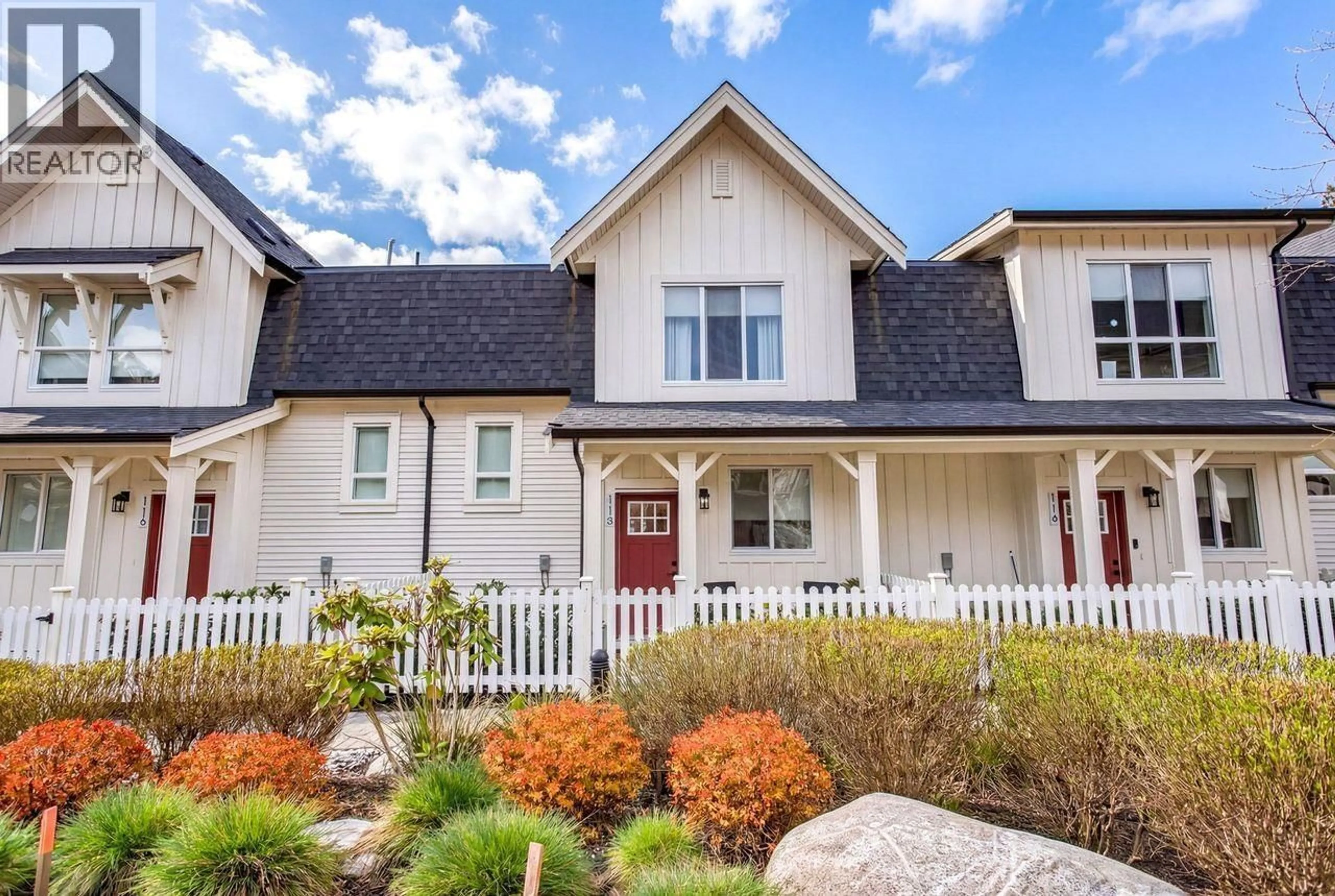 Home with vinyl exterior material, street for 115 - 24951 112 AVENUE, Maple Ridge British Columbia V2W1Z6