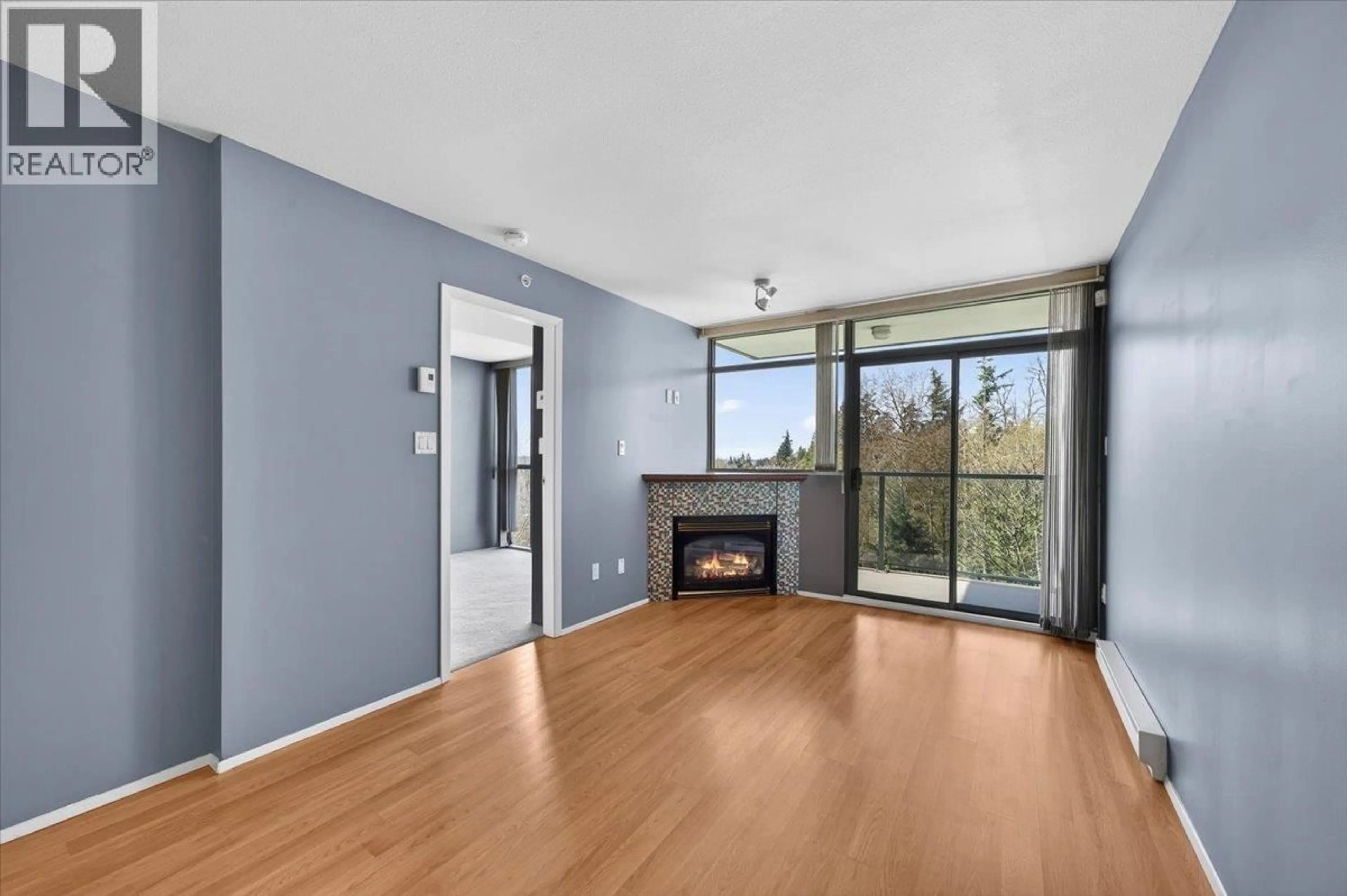 Unknown for 909 - 2733 CHANDLERY PLACE, Vancouver British Columbia V5S4V3