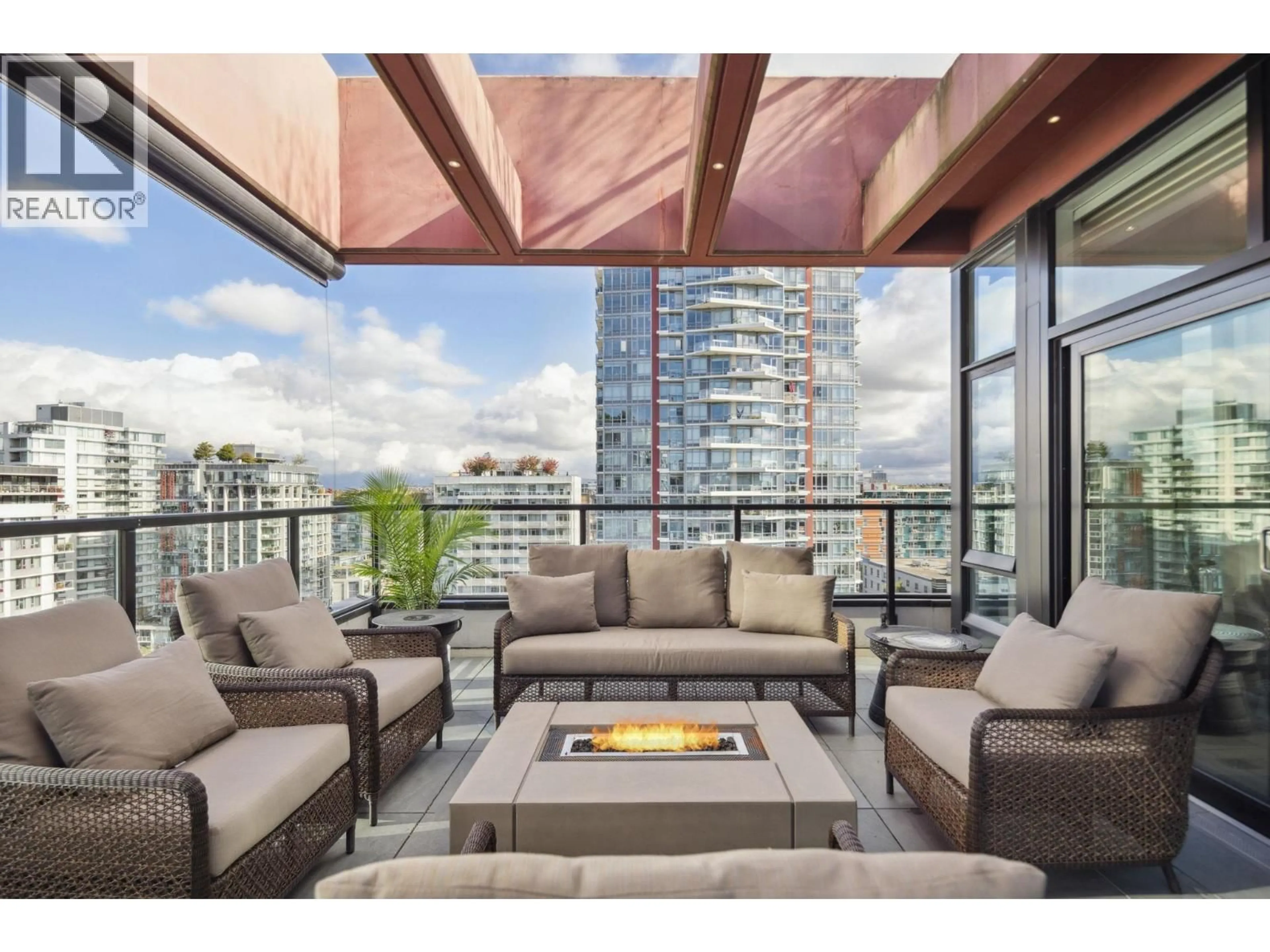 Patio, water/lake/river/ocean view for 1202 - 1788 ONTARIO STREET, Vancouver British Columbia V5T0G3