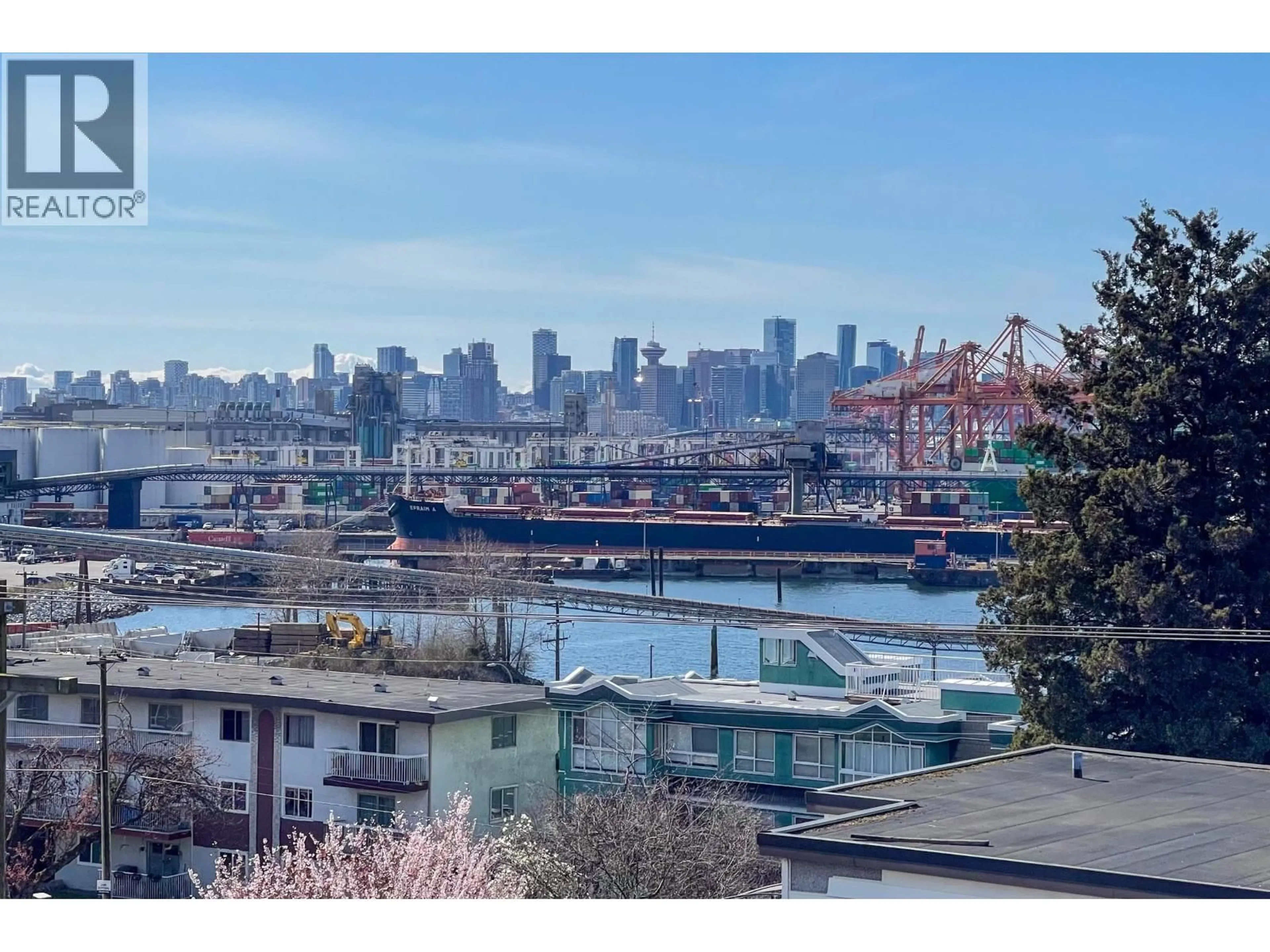 Blurry image for 302 - 2215 MCGILL STREET, Vancouver British Columbia V5L1C3