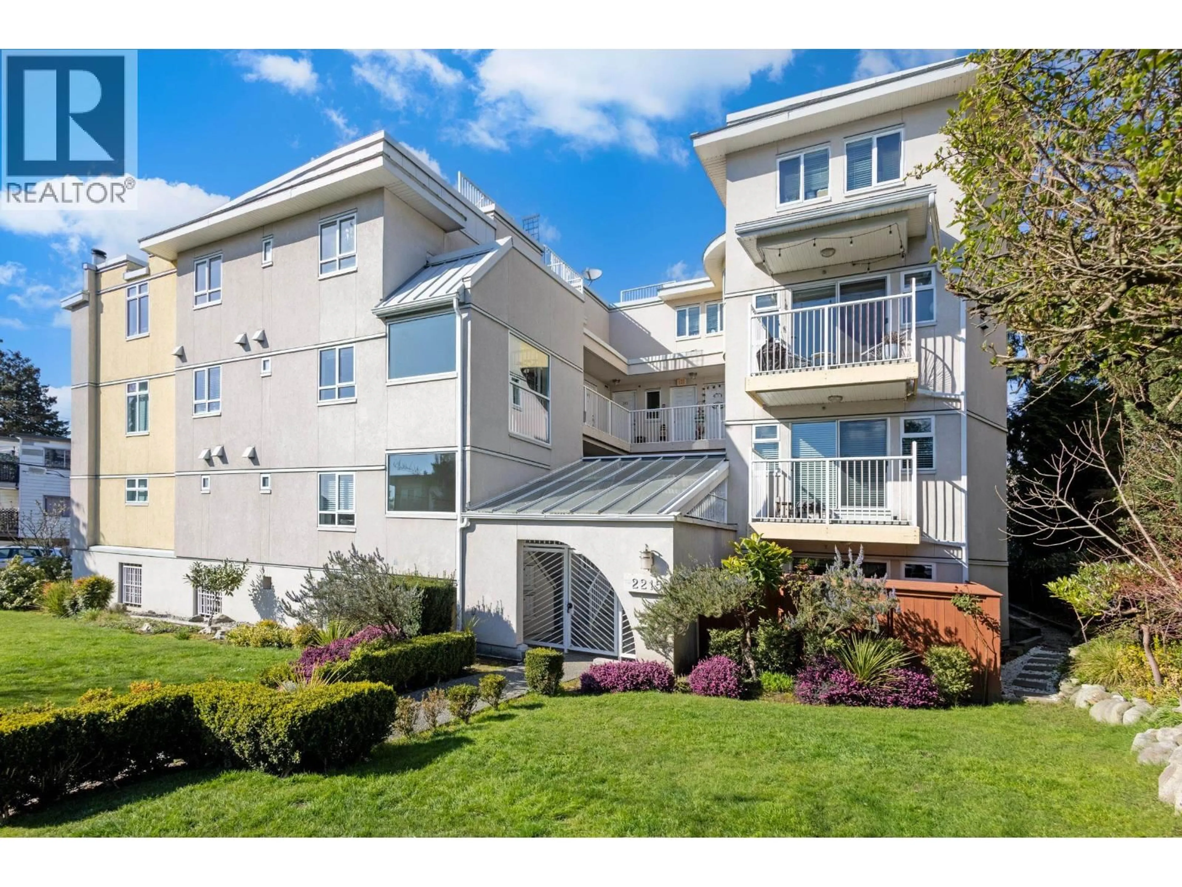 Unknown for 302 - 2215 MCGILL STREET, Vancouver British Columbia V5L1C3