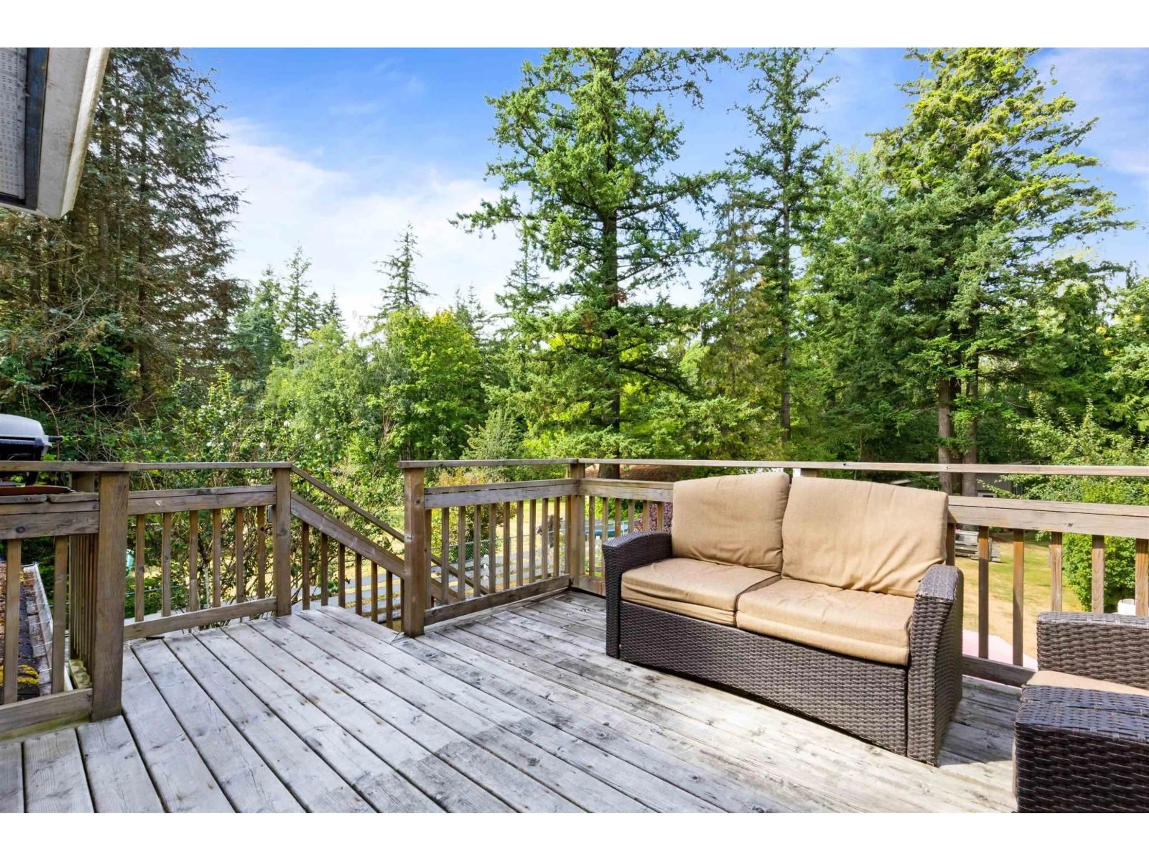 Patio, forest/trees view for 17791 20 AVENUE, Surrey British Columbia V3Z9V2