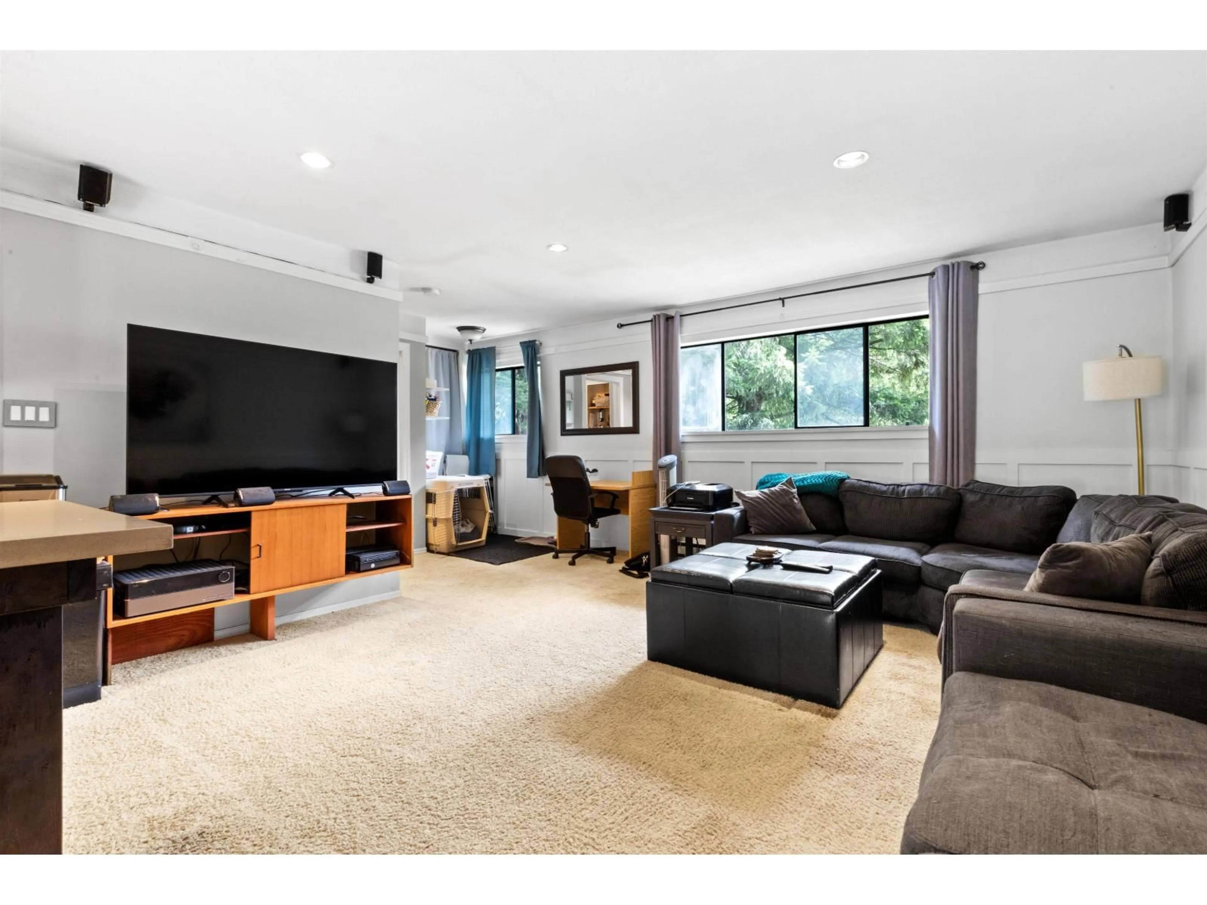 Home theater for 17791 20 AVENUE, Surrey British Columbia V3Z9V2