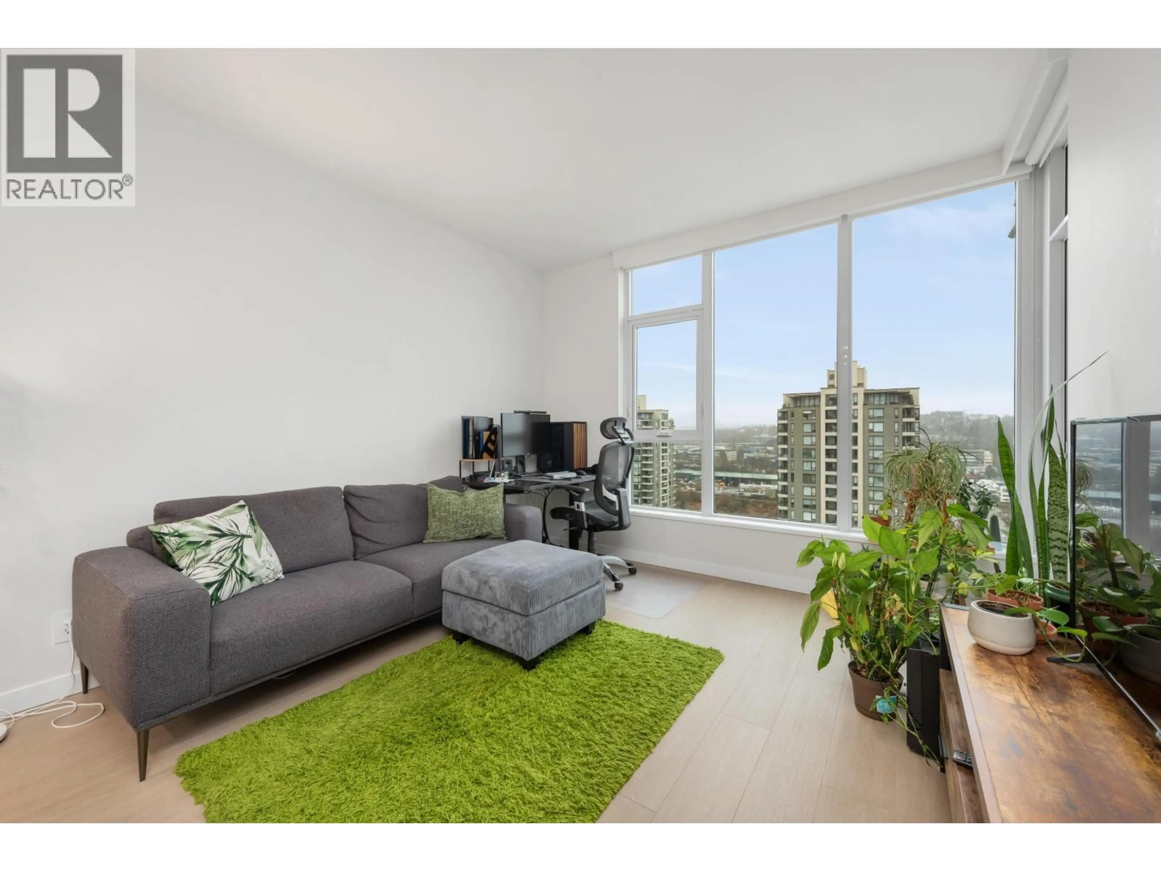 Living room with furniture, unknown for 1301 - 2186 GILMORE AVENUE, Burnaby British Columbia V5C0N7