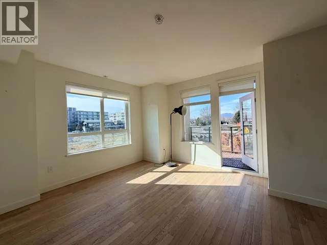 225 - 4033 MAY DRIVE, Richmond