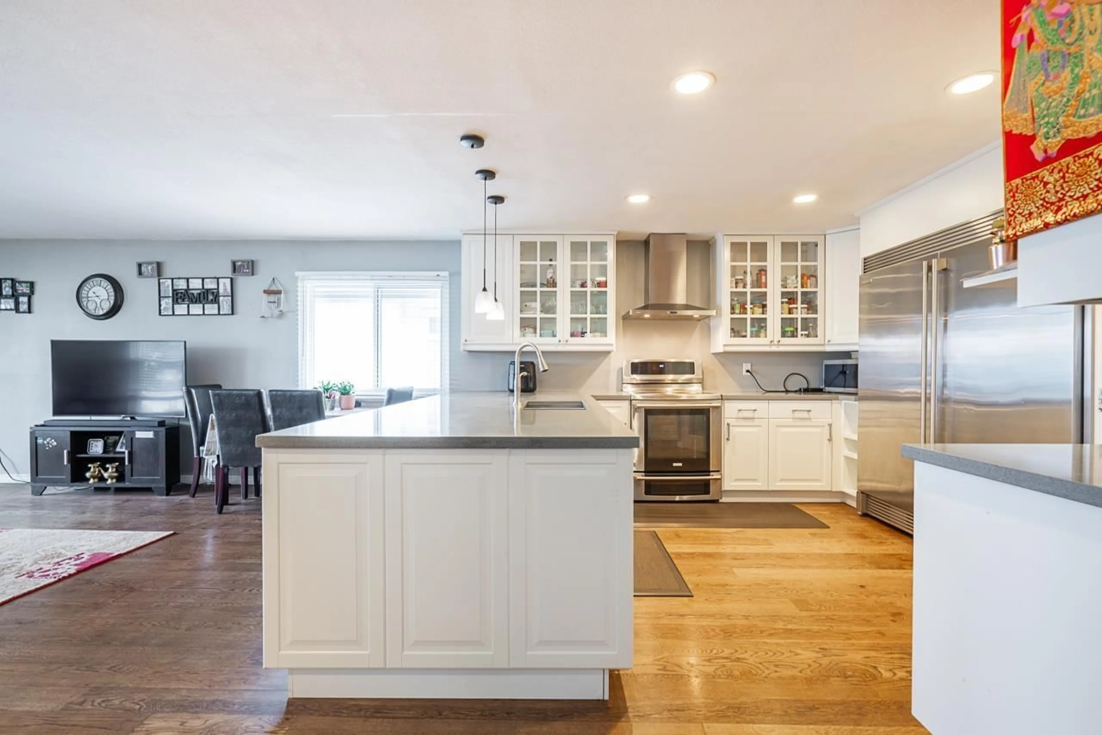 Open concept kitchen, unknown for 2262 WILLOUGHBY WAY, Langley British Columbia V2Y1C1