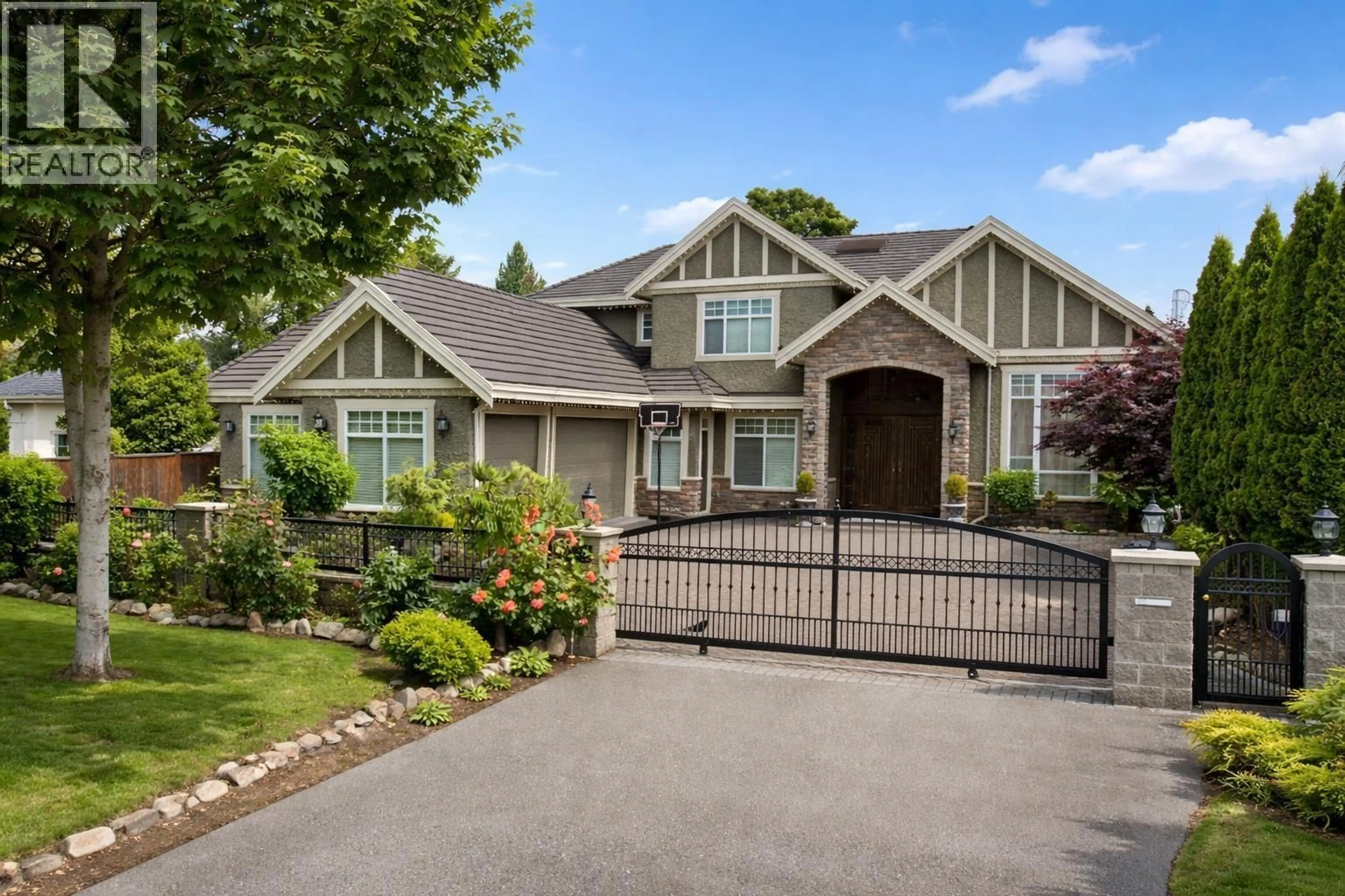 Home with vinyl exterior material, street for 7428 MONTANA ROAD, Richmond British Columbia V7C2K8