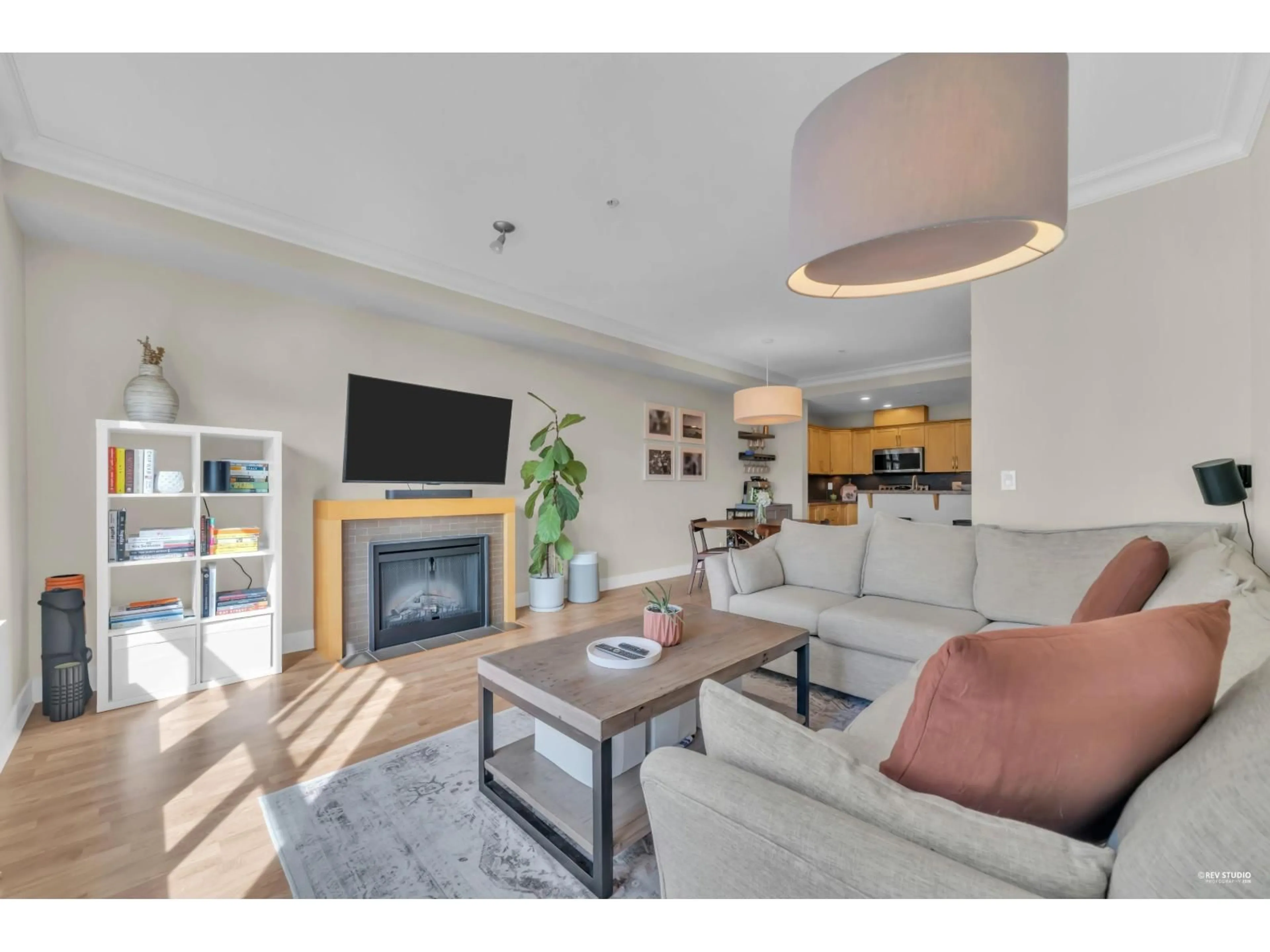 Living room with furniture, unknown for 312 - 5430 201 STREET, Langley British Columbia V3A0A2