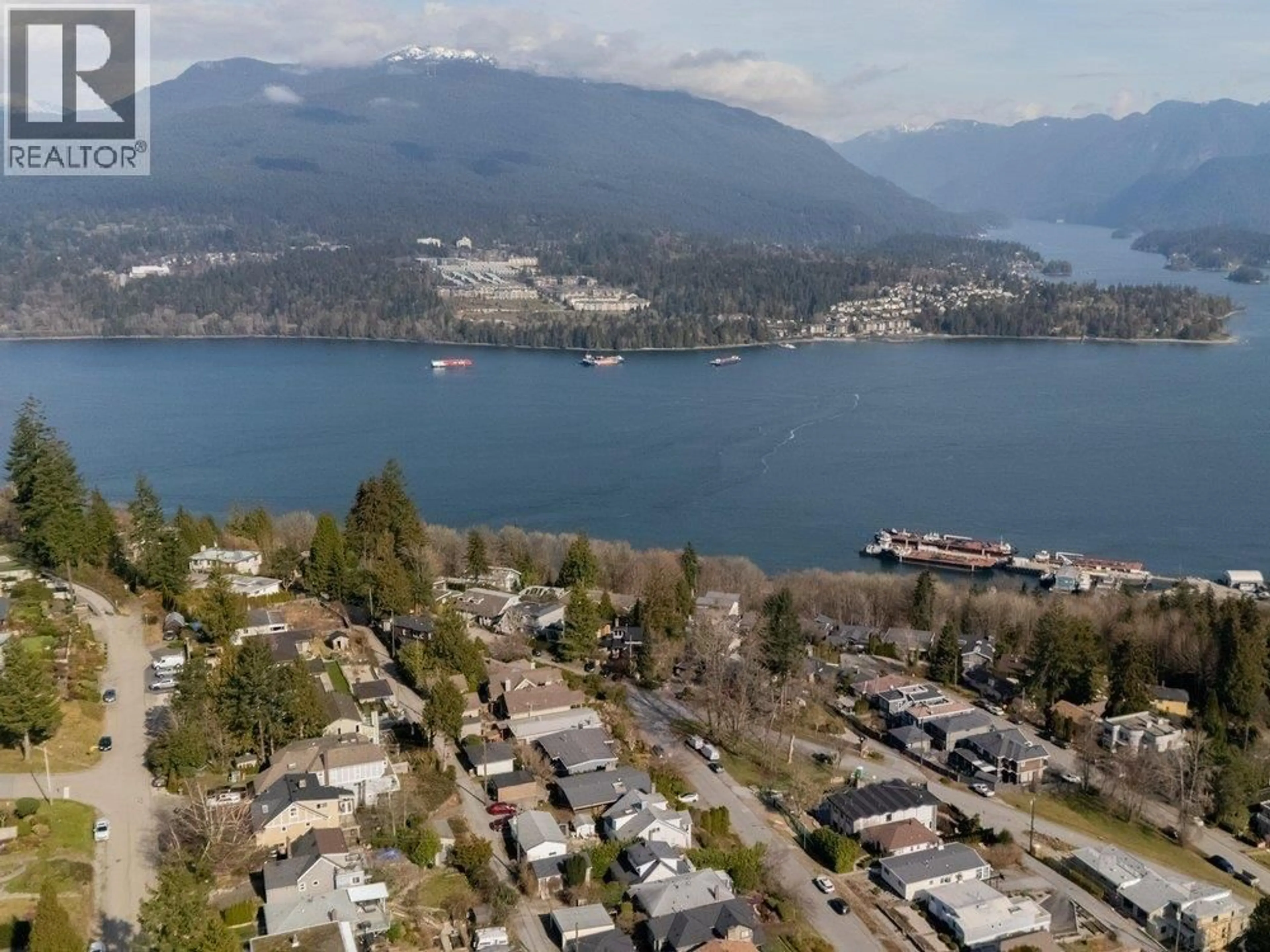 A pic from outside/outdoor area/front of a property/back of a property/a pic from drone, water/lake/river/ocean view for 151 HOLDOM AVENUE, Burnaby British Columbia V5B1K2