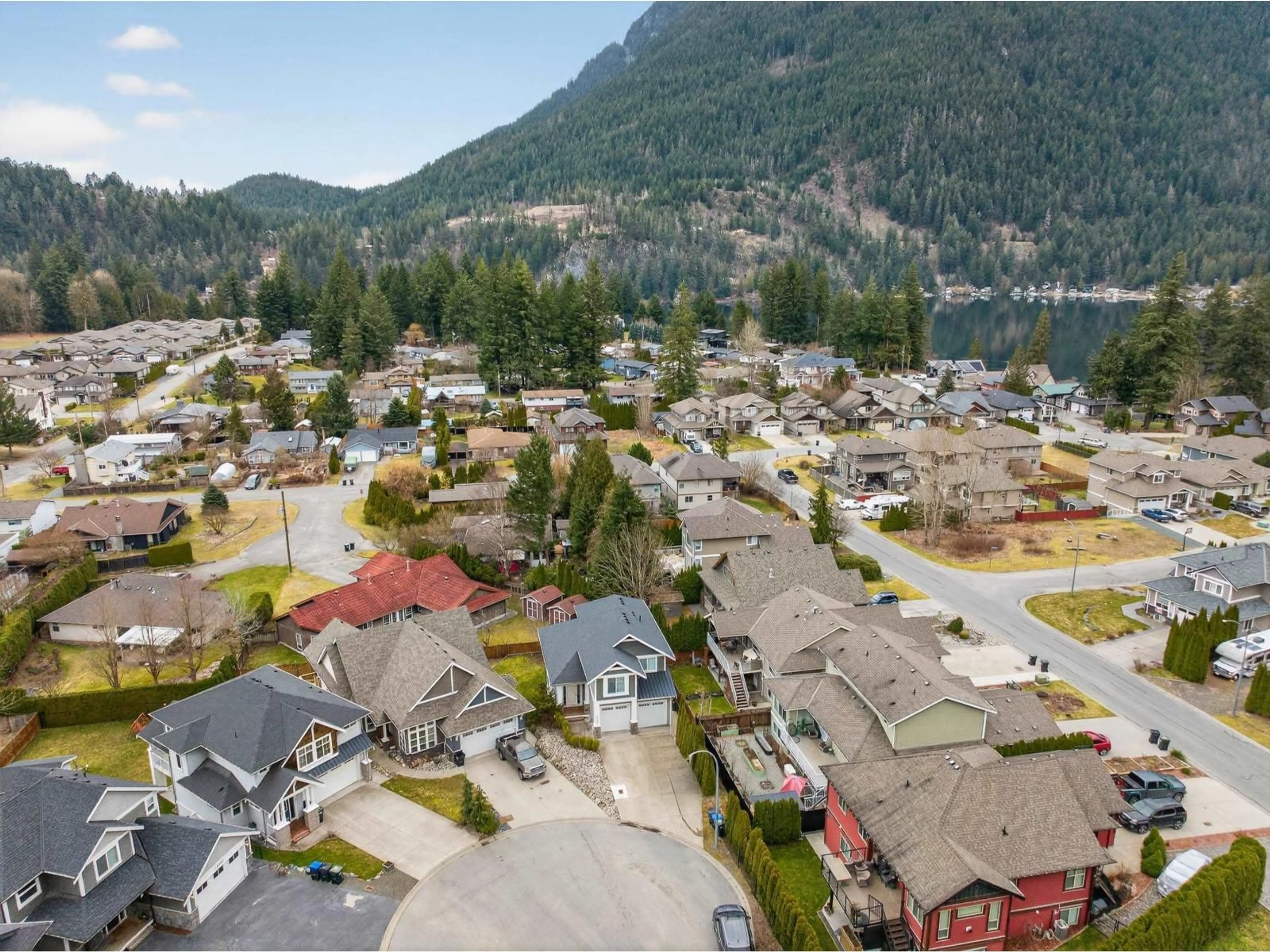 A pic from outside/outdoor area/front of a property/back of a property/a pic from drone, mountain view for 65967 PINE CRESCENT, Hope British Columbia V0X1L1