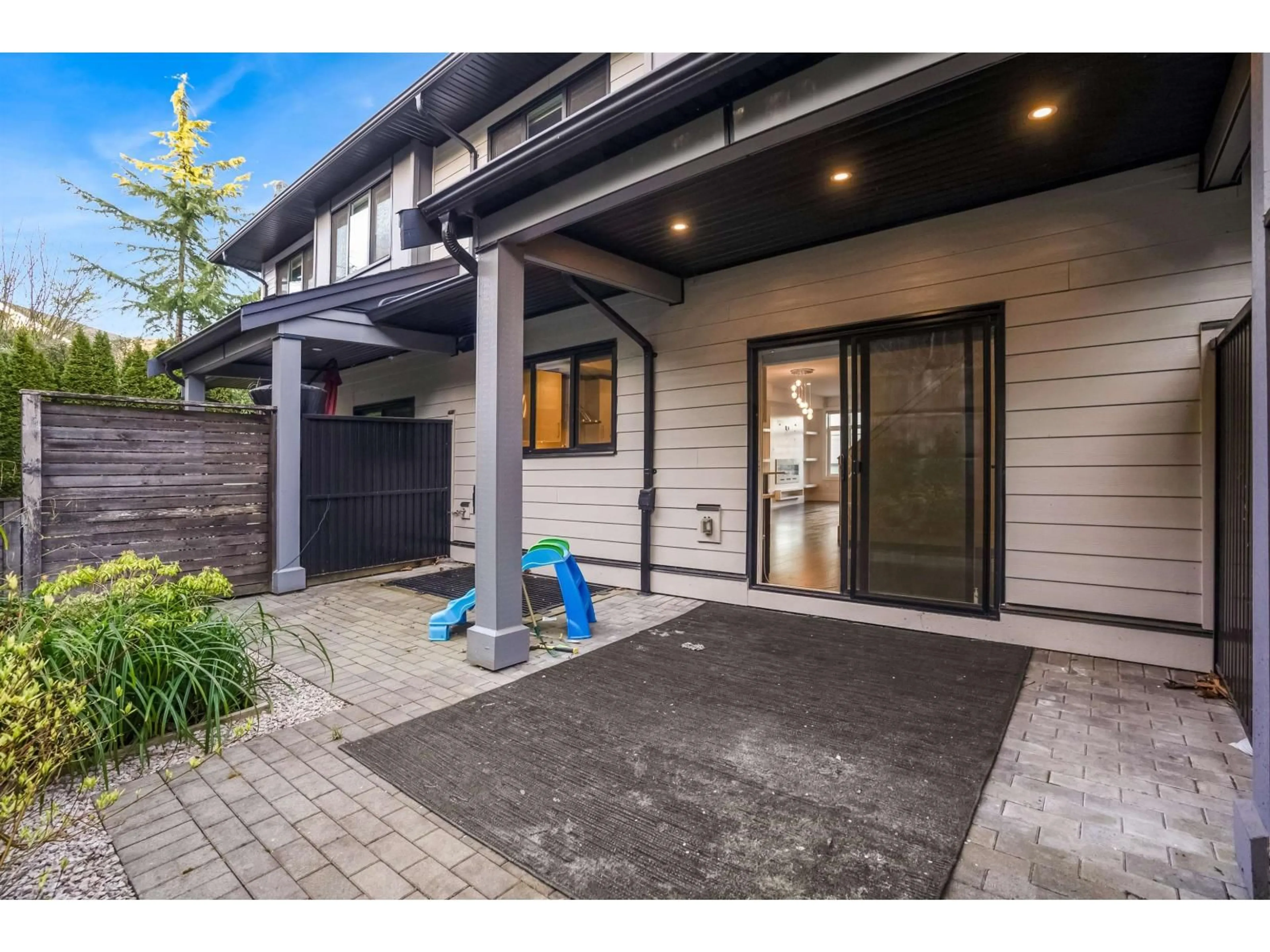 Unknown for 49 - 15177 60 AVENUE, Surrey British Columbia V3S7B3