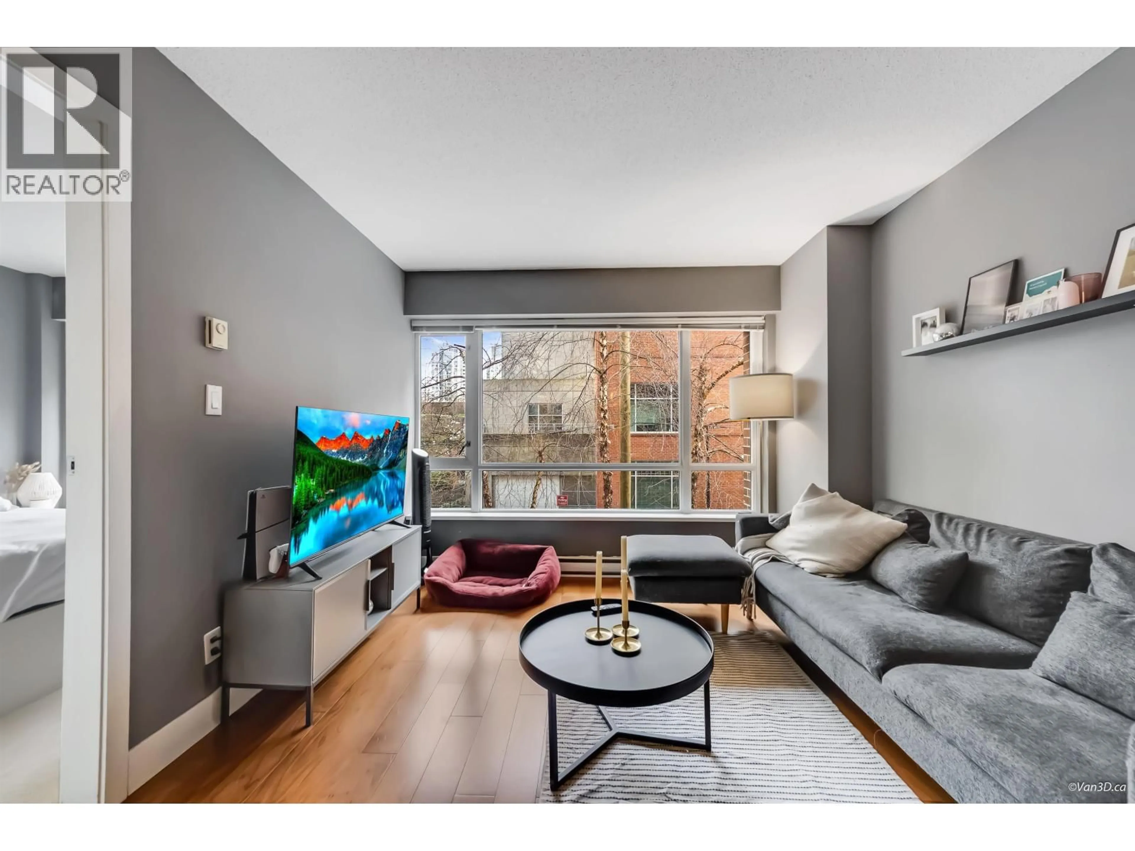 Living room with furniture, unknown for 213 - 1088 RICHARDS STREET, Vancouver British Columbia V6B0J8