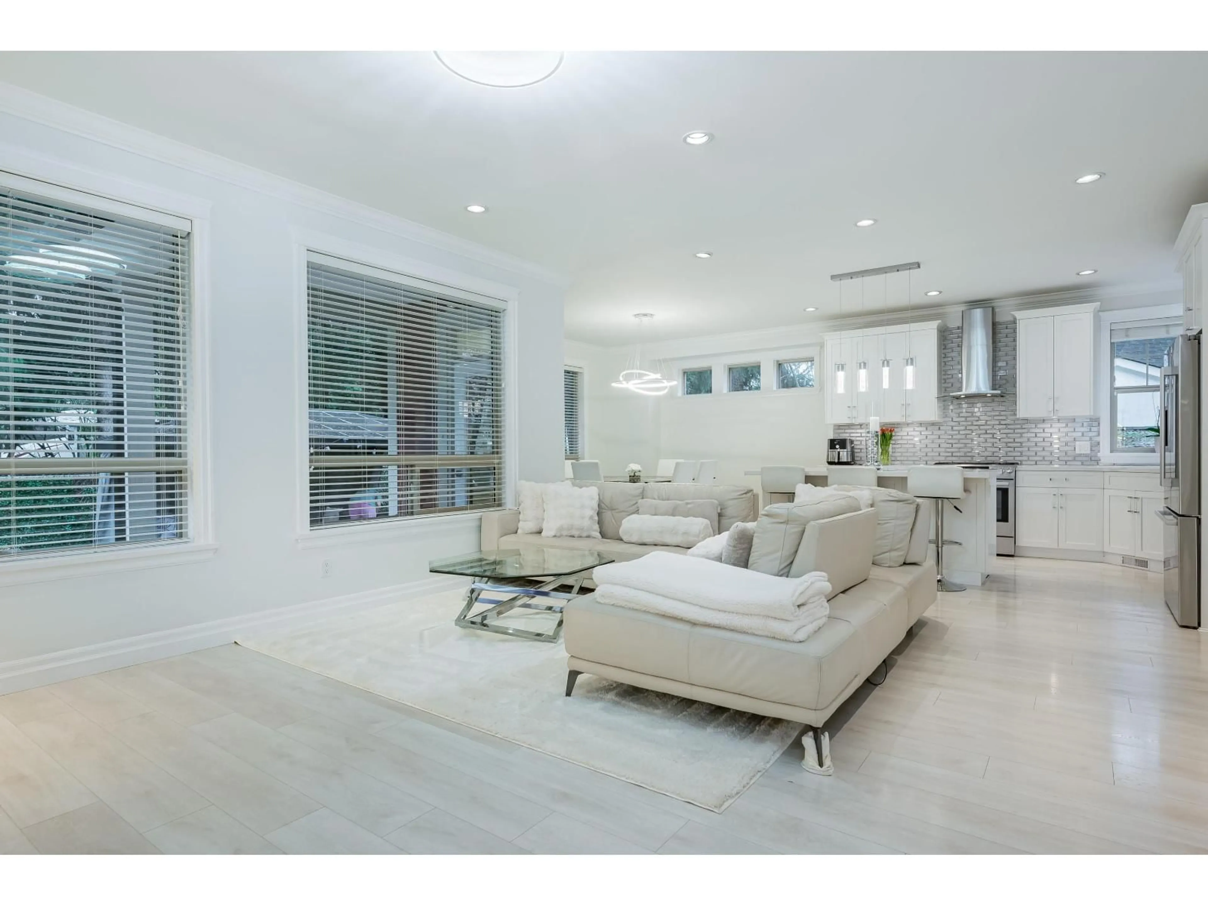 Unknown for 17447 0A AVENUE, Surrey British Columbia V3S9P3