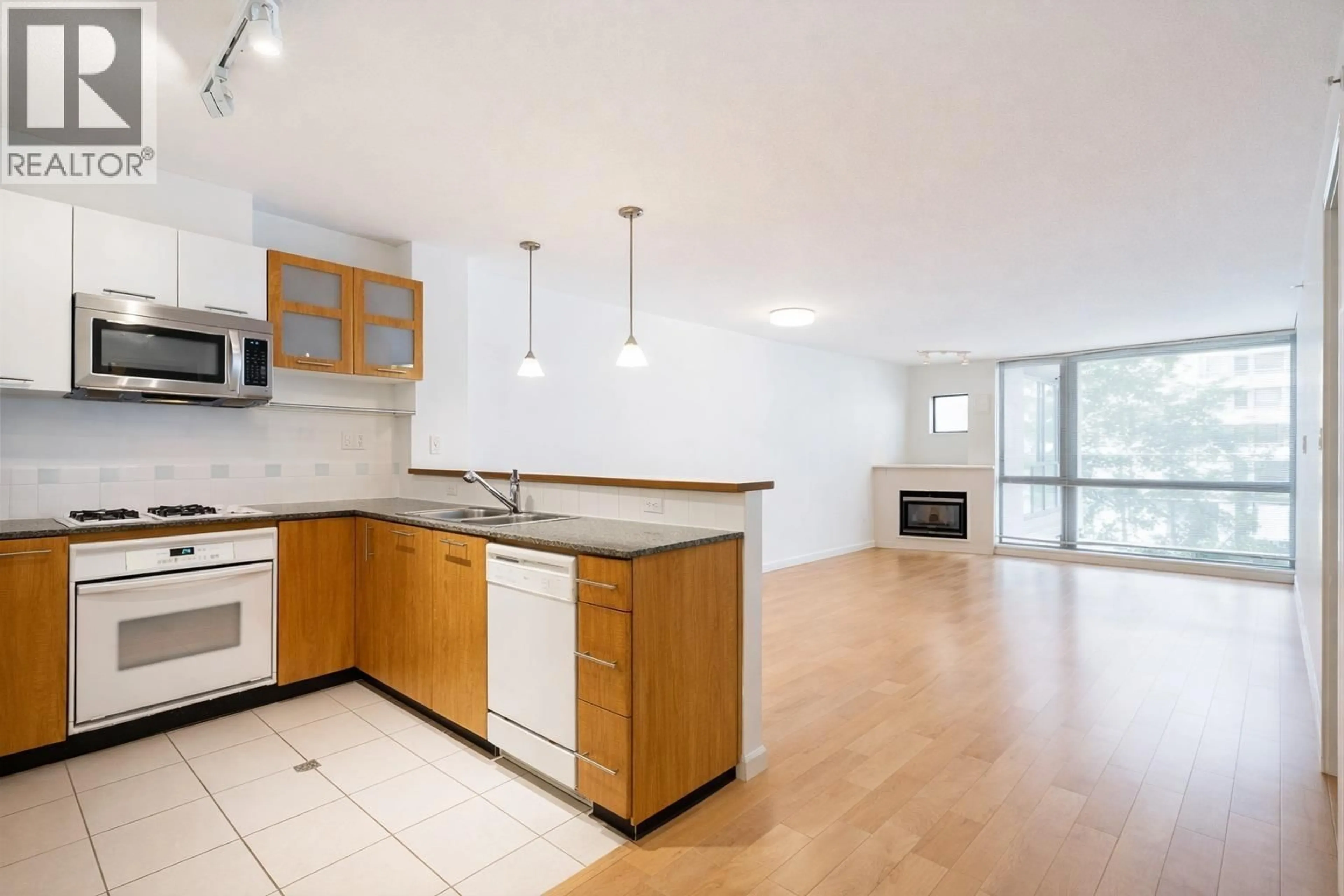 Open concept kitchen, unknown for 609 - 7831 WESTMINSTER HIGHWAY, Richmond British Columbia V6X4J4