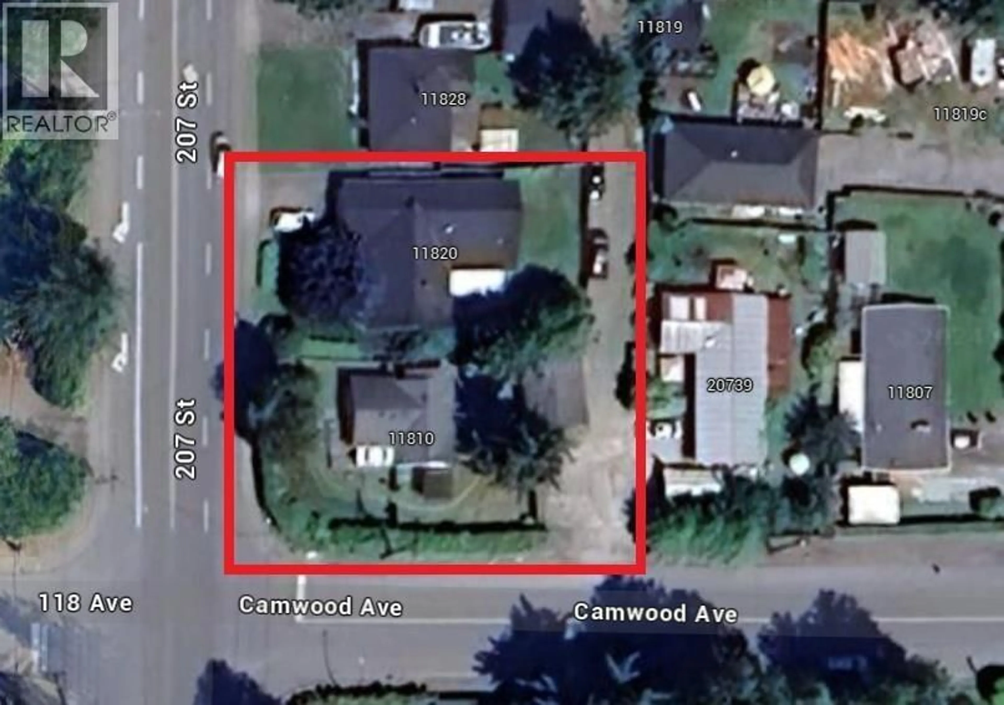 A pic from outside/outdoor area/front of a property/back of a property/a pic from drone, street for 11820 207 STREET, Maple Ridge British Columbia V2X1X5