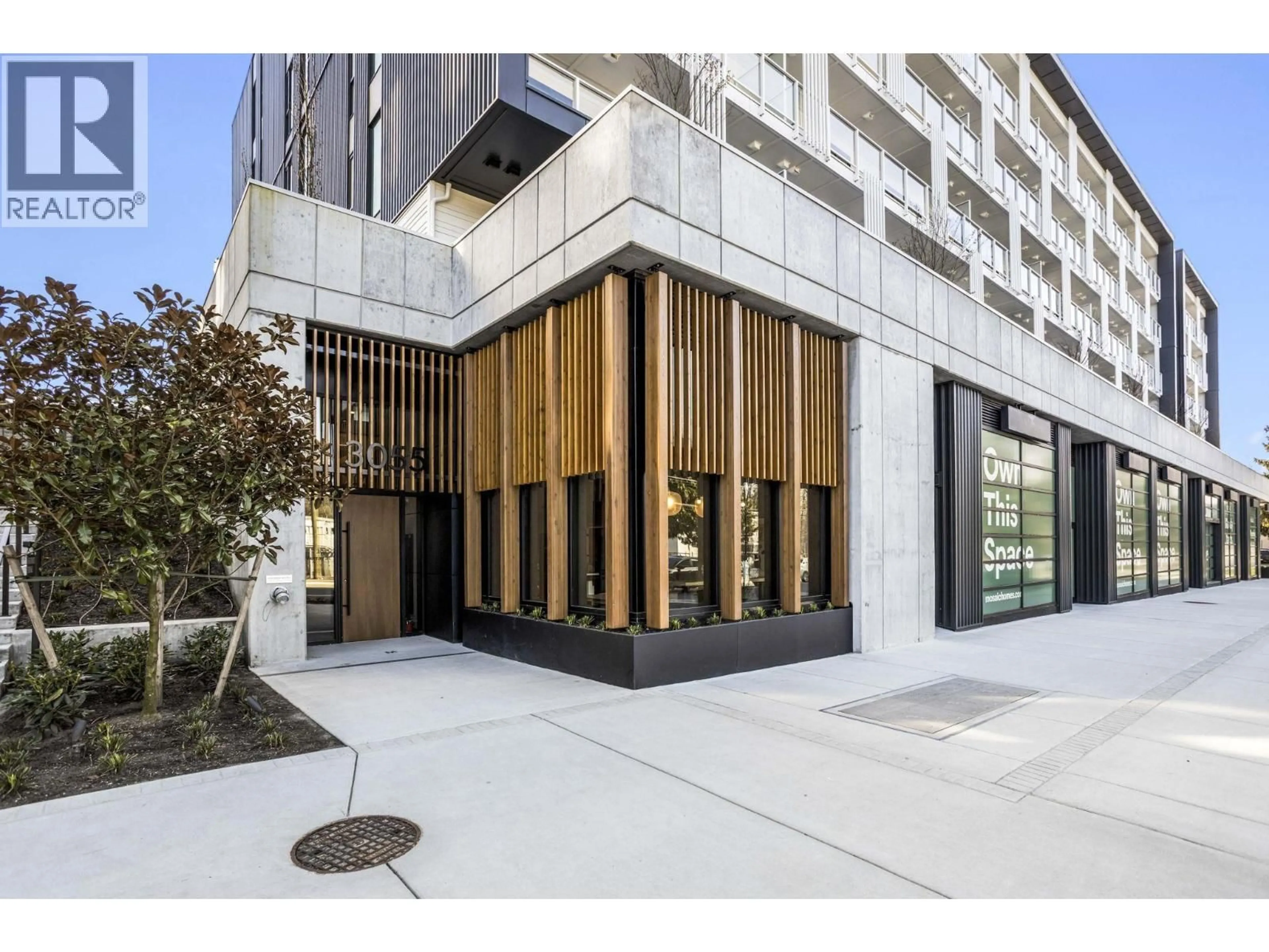 Indoor foyer for 216 - 3055 MURRAY STREET, Port Moody British Columbia V3H0P4