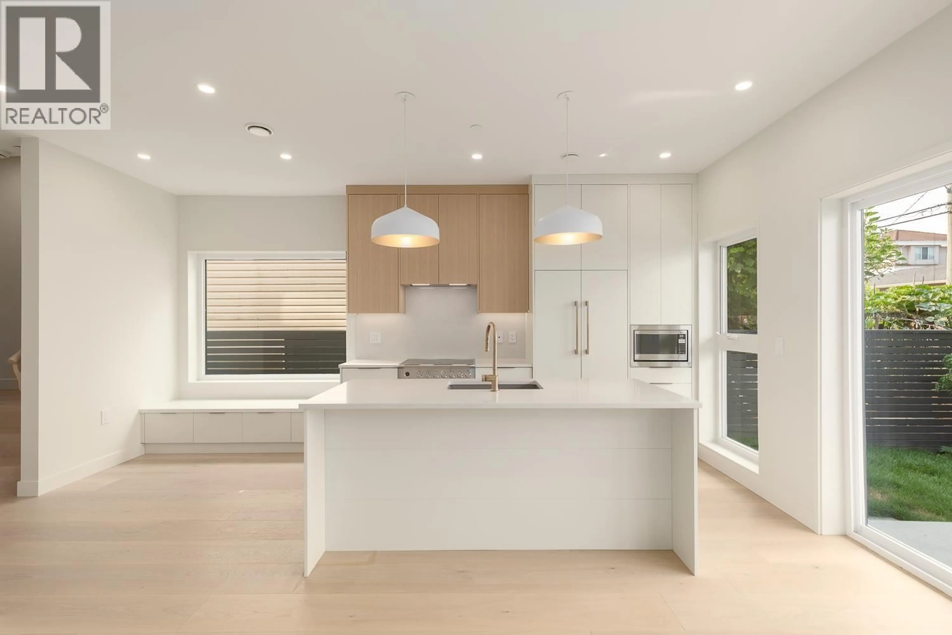 Contemporary kitchen, unknown for 5407 WALES STREET, Vancouver British Columbia V5R3M9