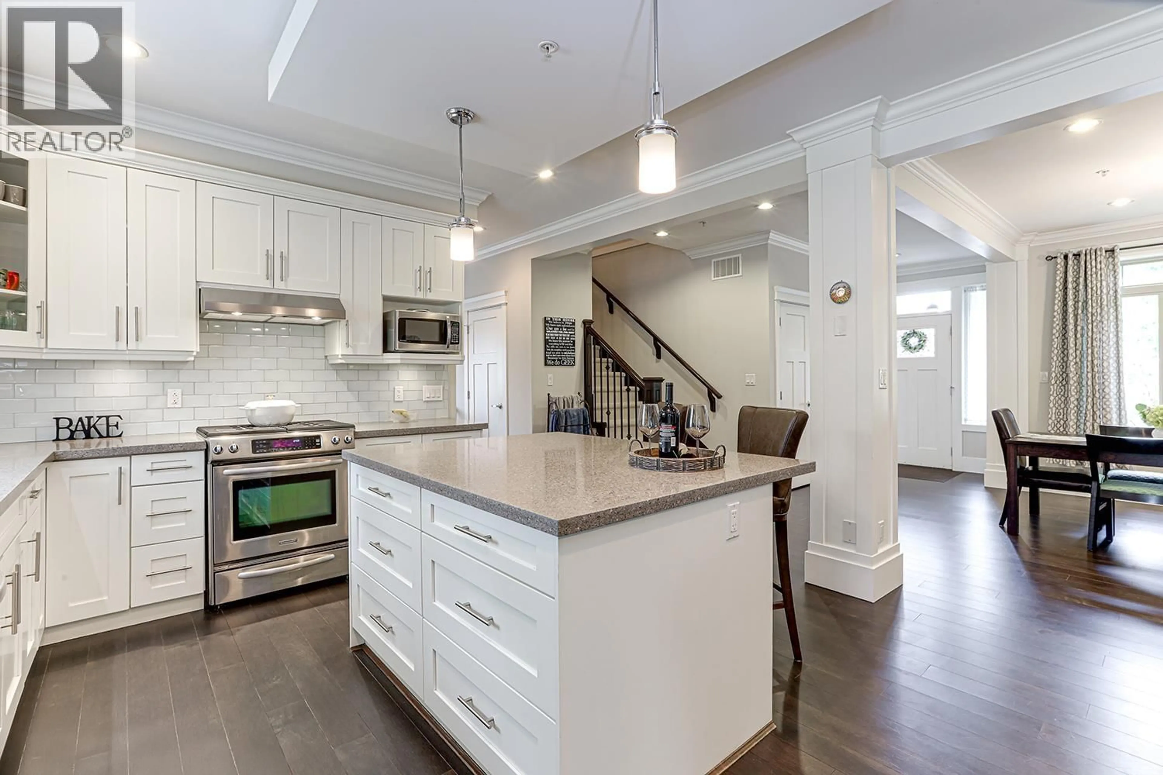 Open concept kitchen, unknown for 3968 ROBIN PLACE, Port Coquitlam British Columbia V3B6R7