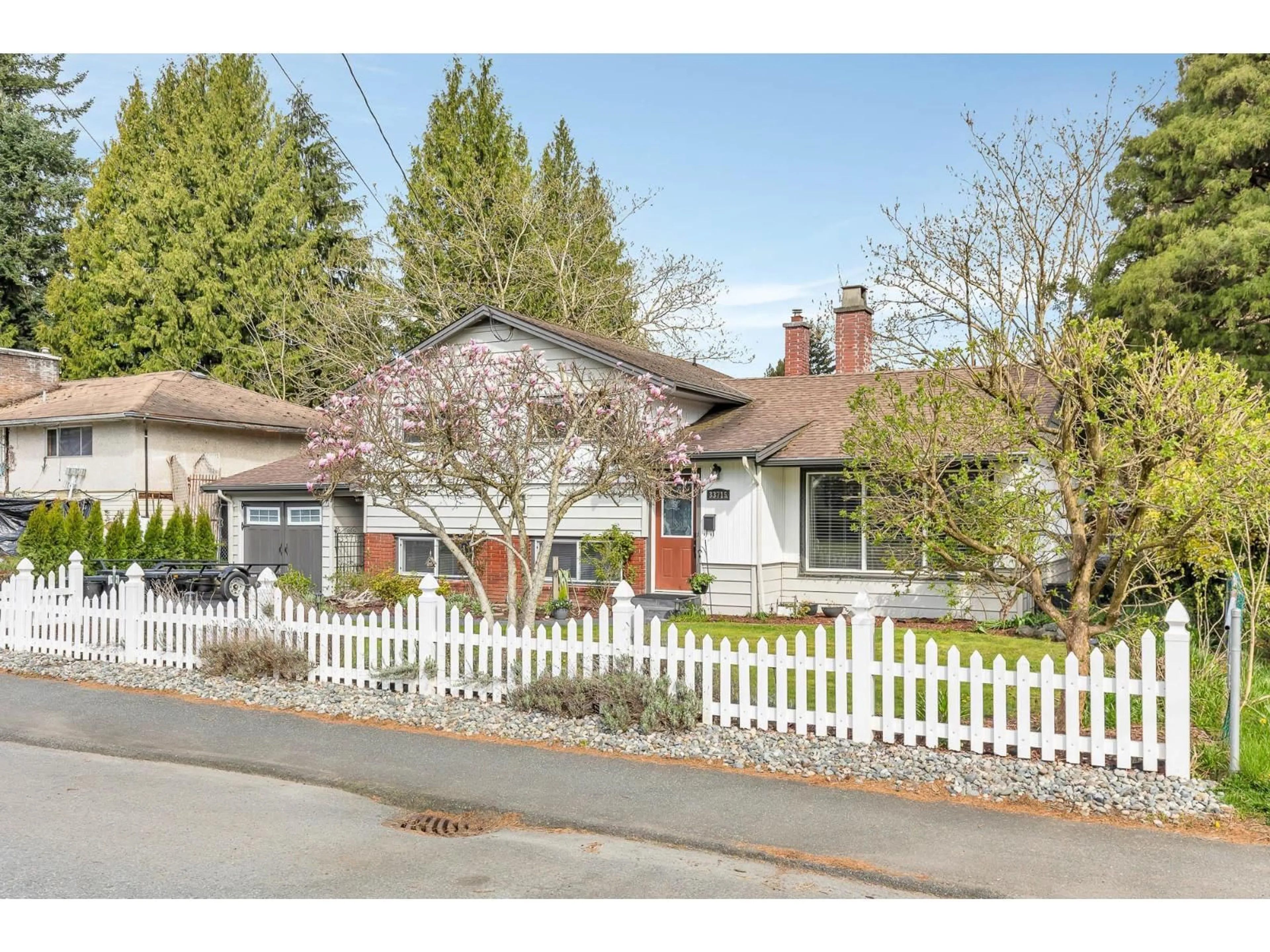 Unknown for 33715 MAYFAIR AVENUE, Abbotsford British Columbia V2S1P7