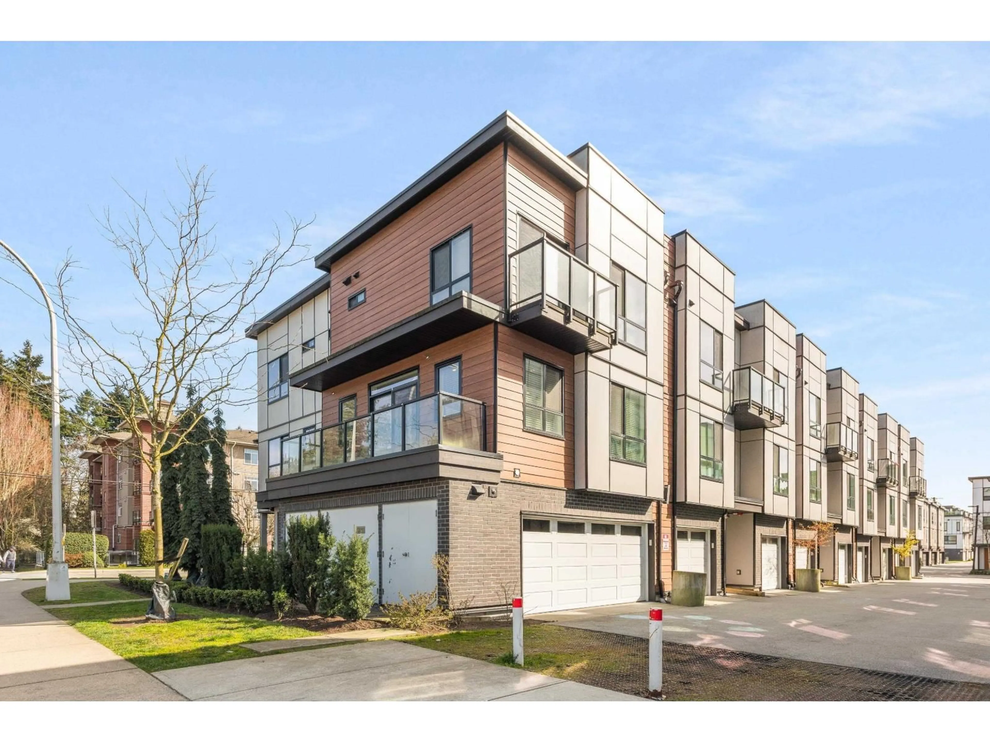 Home with brick exterior material, street for 9 - 19790 55A AVENUE, Langley British Columbia V3A0K6