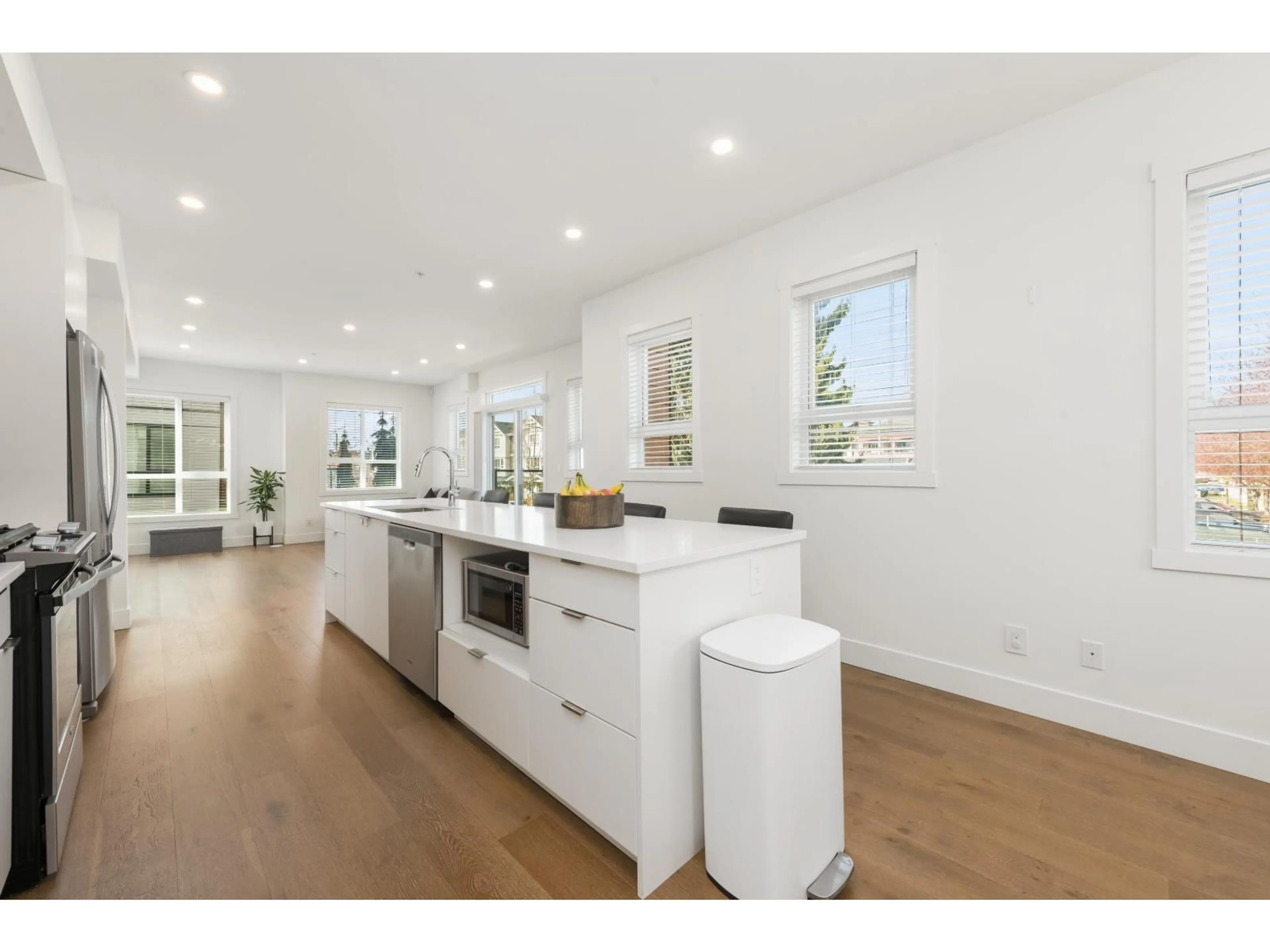 Open concept kitchen, unknown for 9 - 19790 55A AVENUE, Langley British Columbia V3A0K6