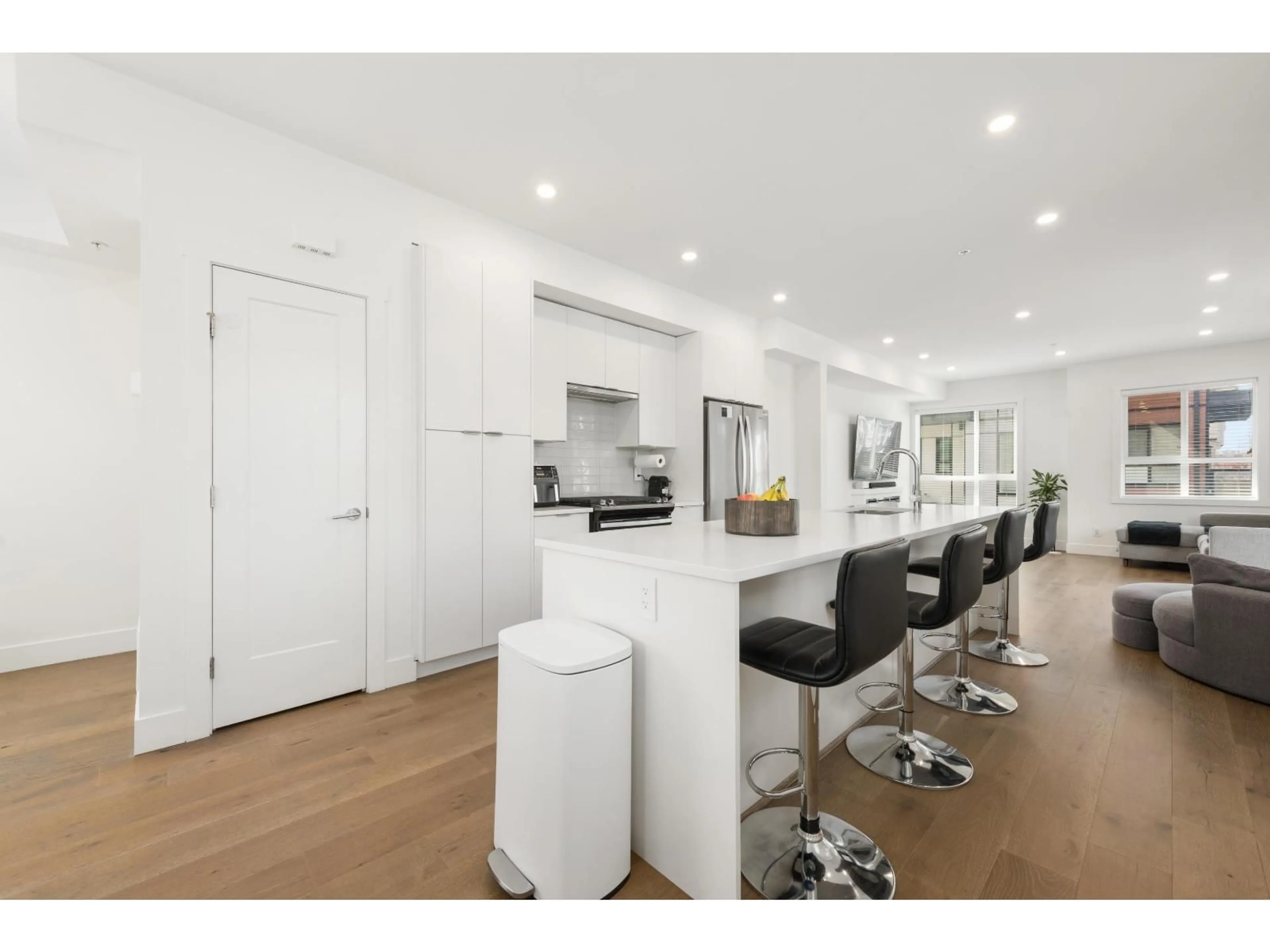 Open concept kitchen, unknown for 9 - 19790 55A AVENUE, Langley British Columbia V3A0K6