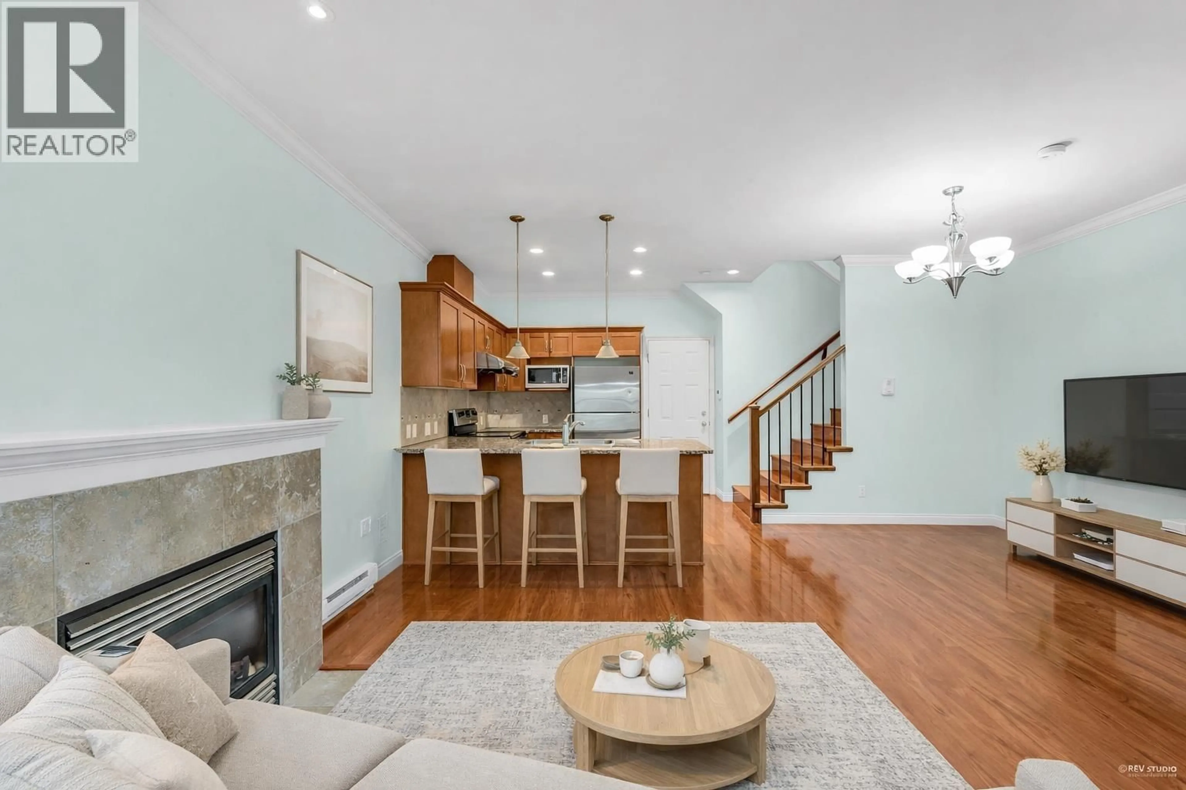 Open concept kitchen, wood/laminate floor for 1 - 8311 NO. 2 ROAD, Richmond British Columbia V7C3M2