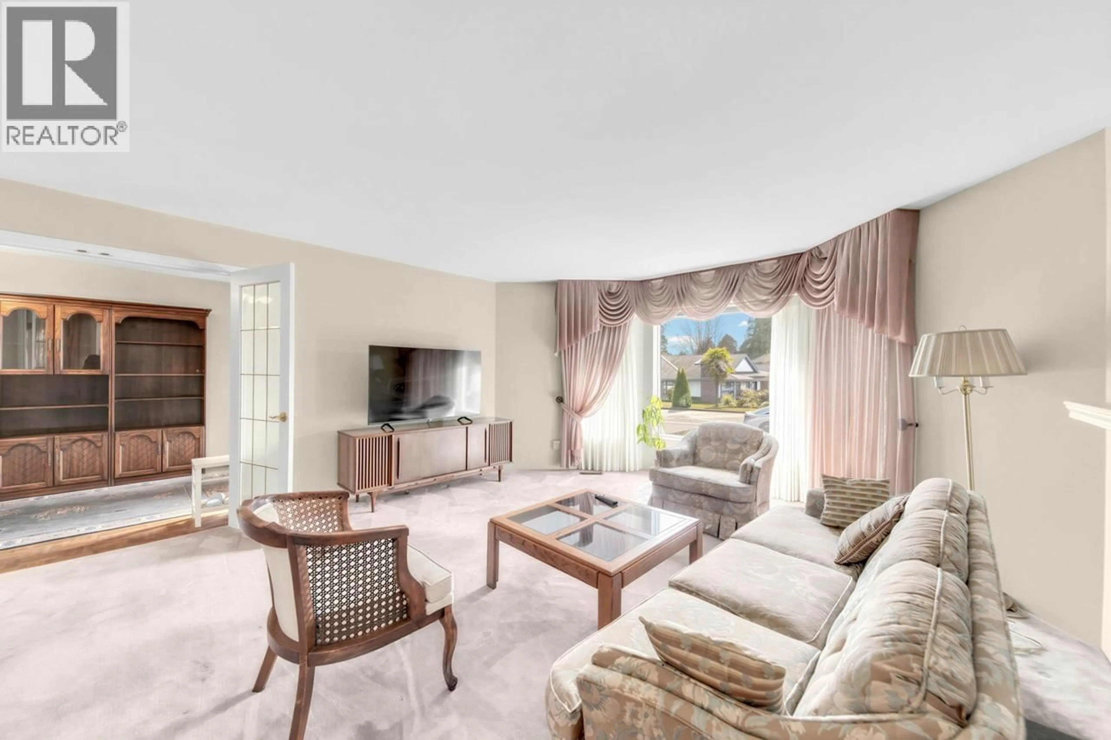 Living room with furniture, unknown for 4837 8A AVENUE, Delta British Columbia V4M1S8