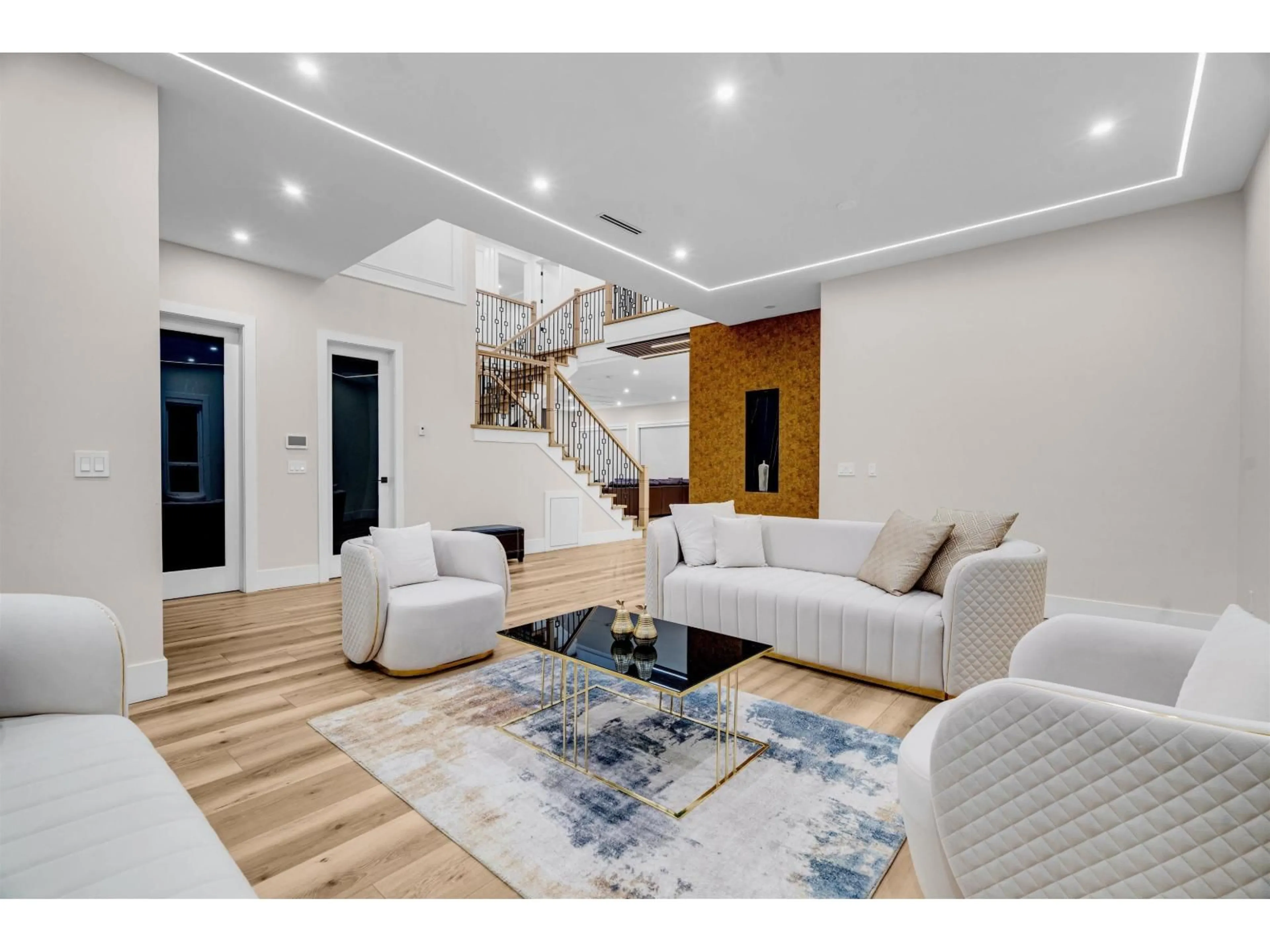 Living room with furniture, unknown for 17223 60 AVENUE, Surrey British Columbia V3S1T7