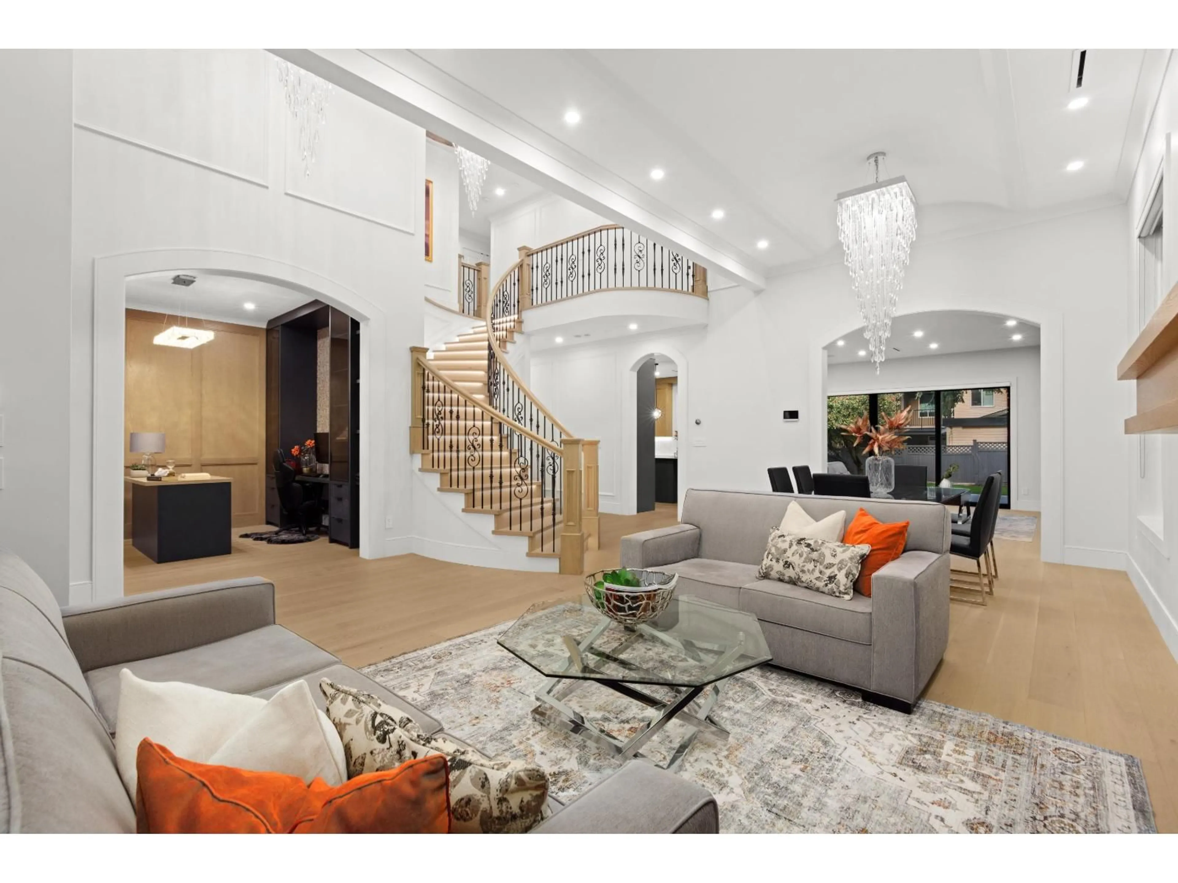 Unknown for 10258 128A STREET, Surrey British Columbia V3T3E8