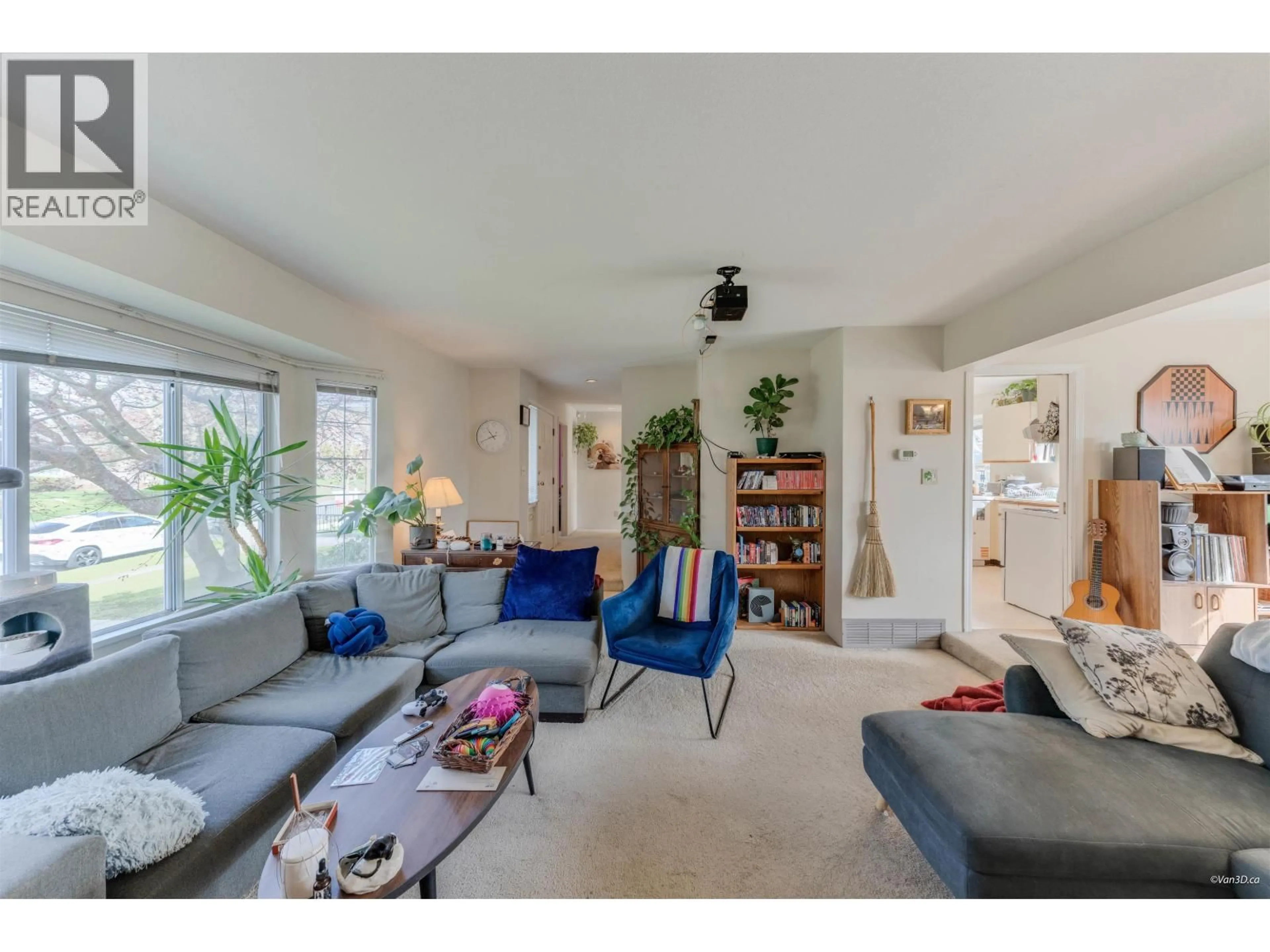 Living room with furniture, unknown for 5592 ELIZABETH STREET, Vancouver British Columbia V5Y3J9