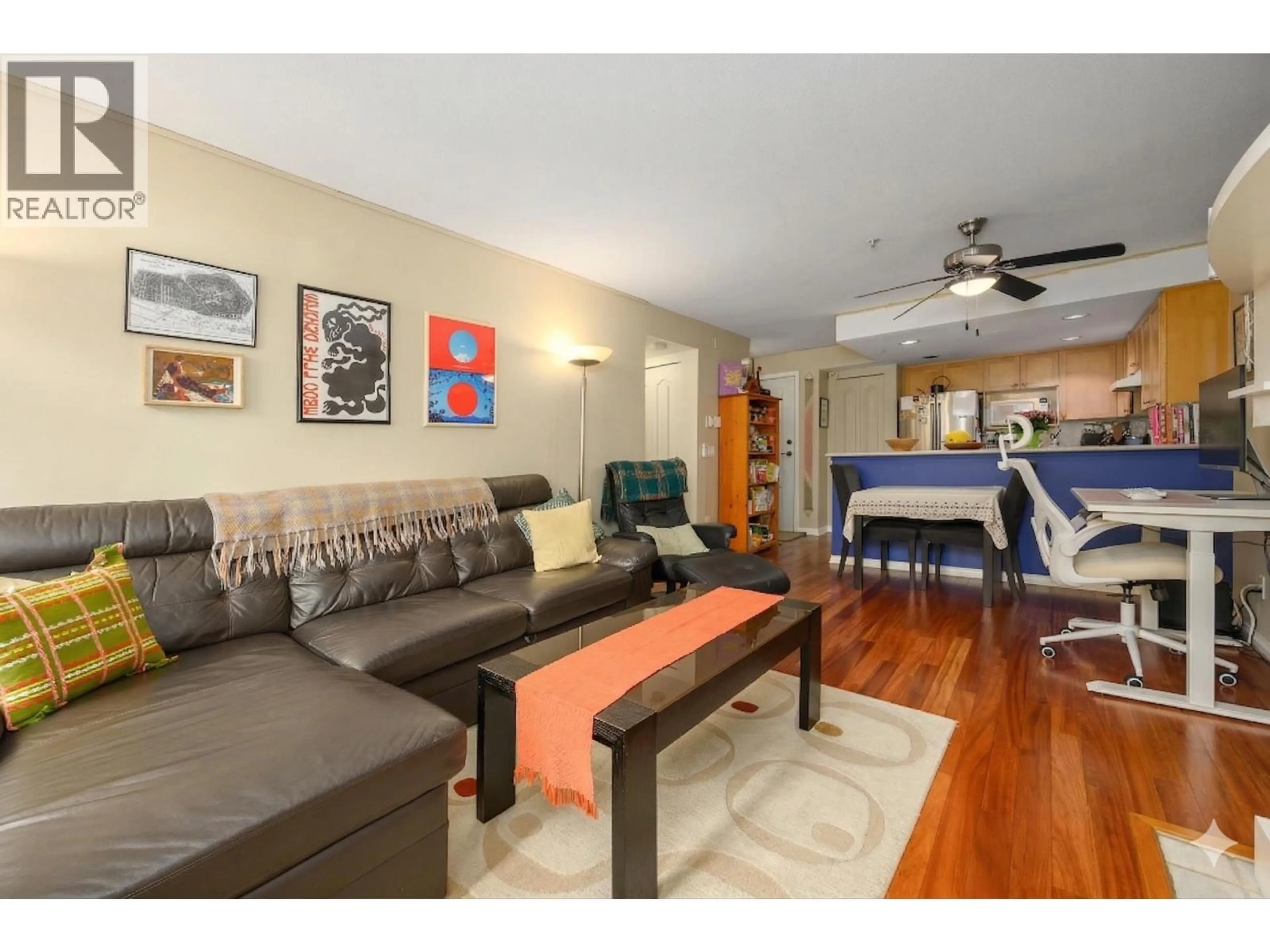 Living room with furniture, wood/laminate floor for 3018 4TH AVENUE, Vancouver British Columbia V6K1R4