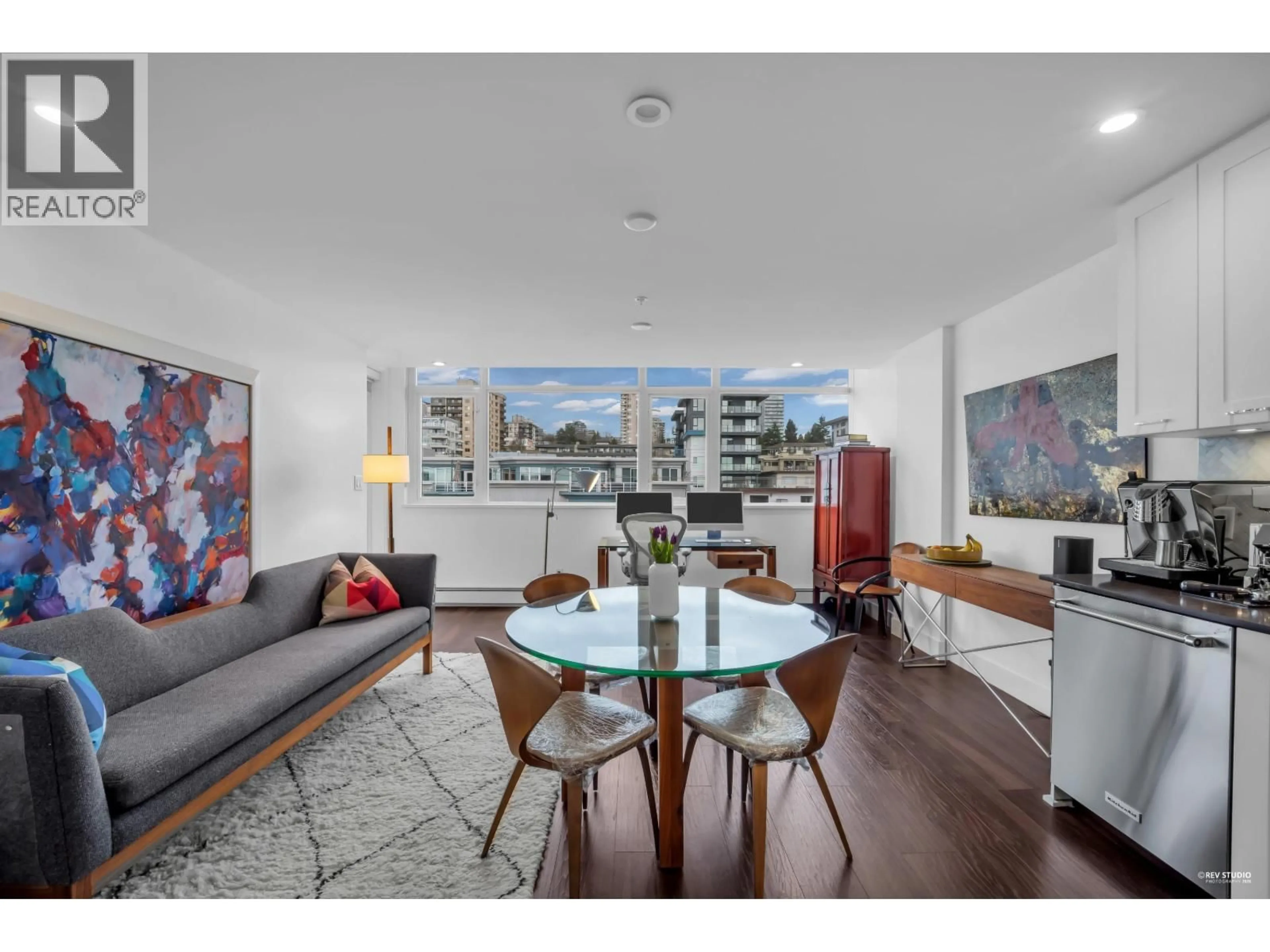 Living room with furniture, wood/laminate floor for 506 - 131 3RD STREET, North Vancouver British Columbia V7L0E3