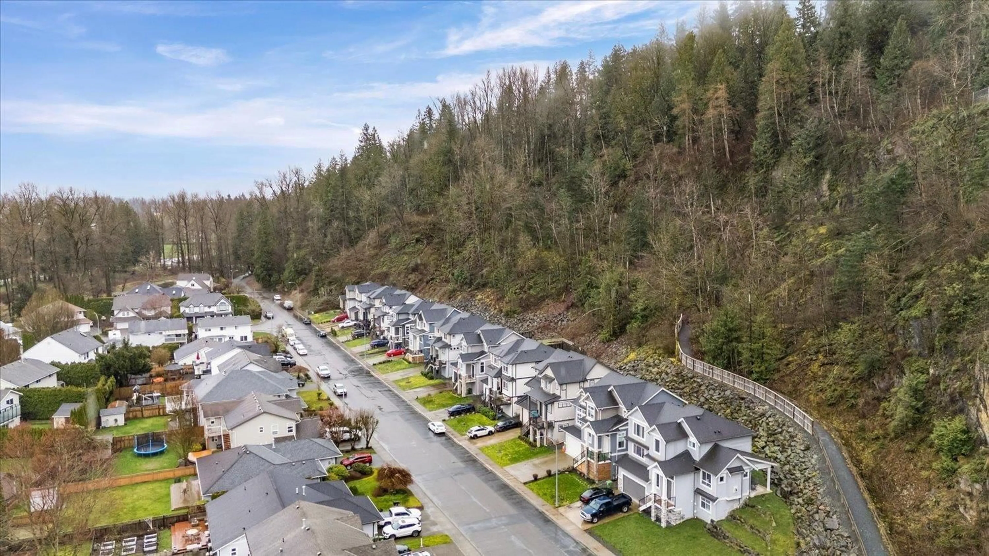 A pic from outside/outdoor area/front of a property/back of a property/a pic from drone, unknown for 47024 QUARRY ROAD, Chilliwack British Columbia V2P0H7