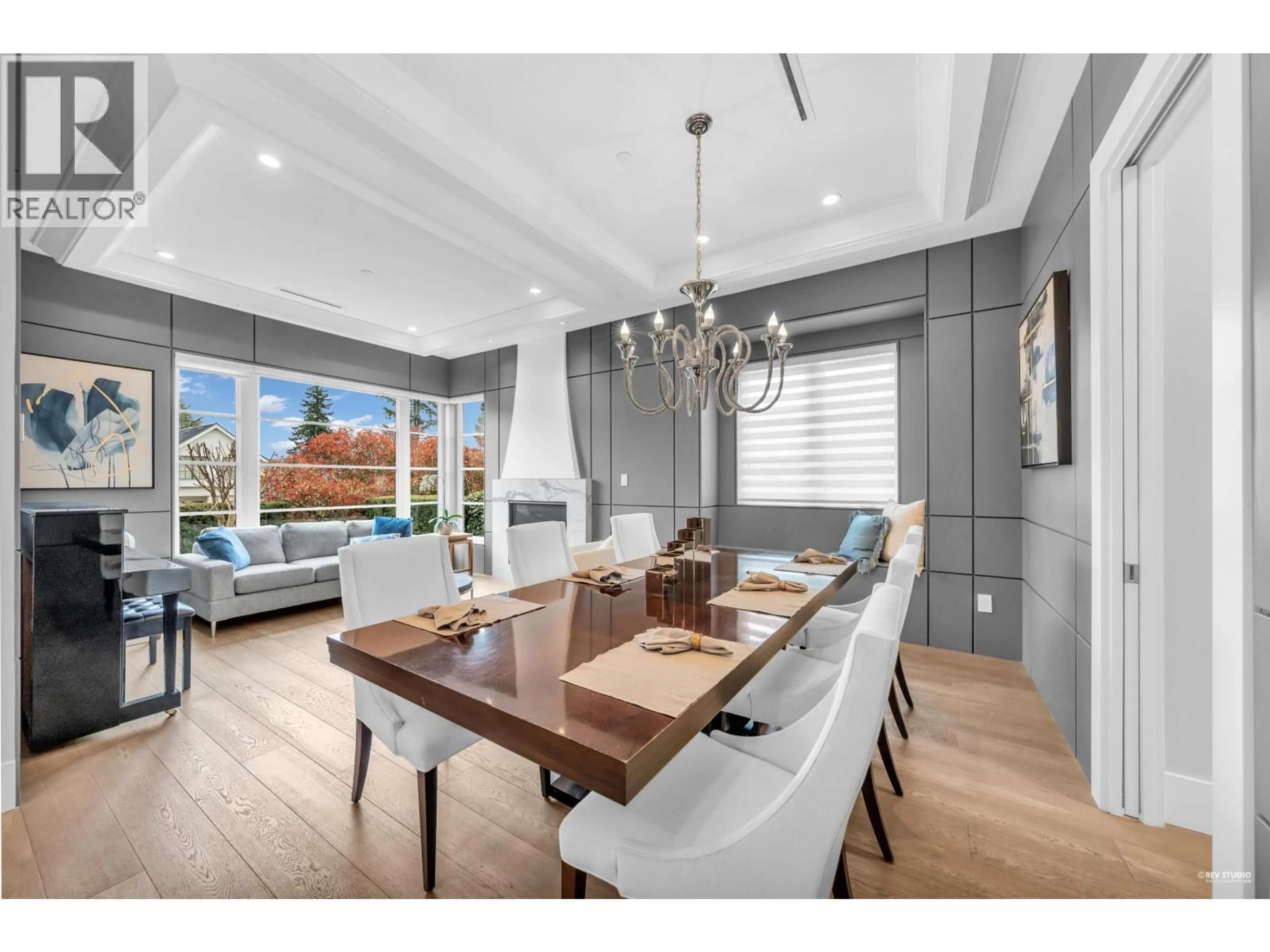 Dining room, wood/laminate floor for 2820 W 32ND AVENUE, Vancouver British Columbia V6L2B6