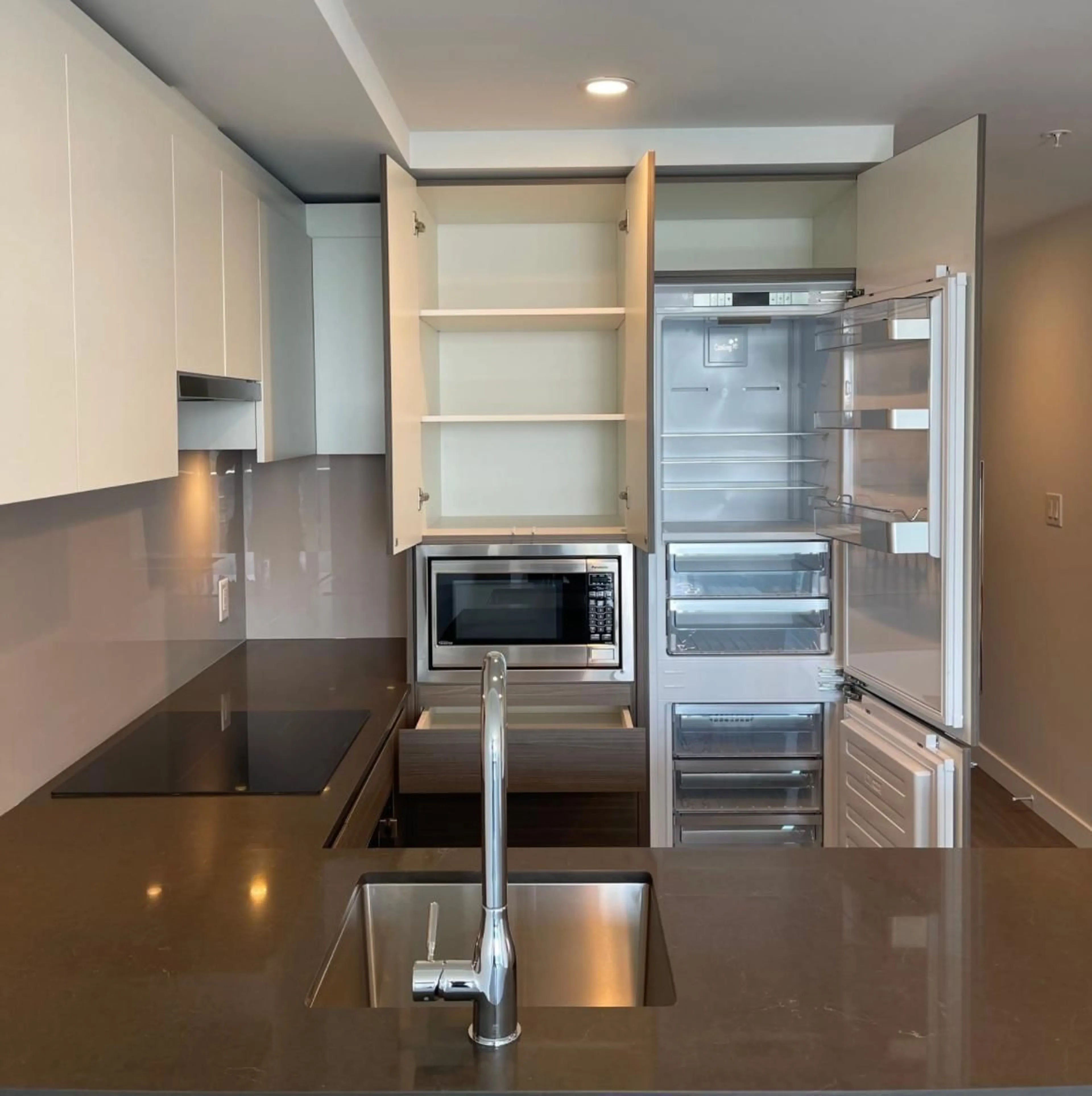 Unknown for 511 - 13615 FRASER HIGHWAY, Surrey British Columbia V3T0P7