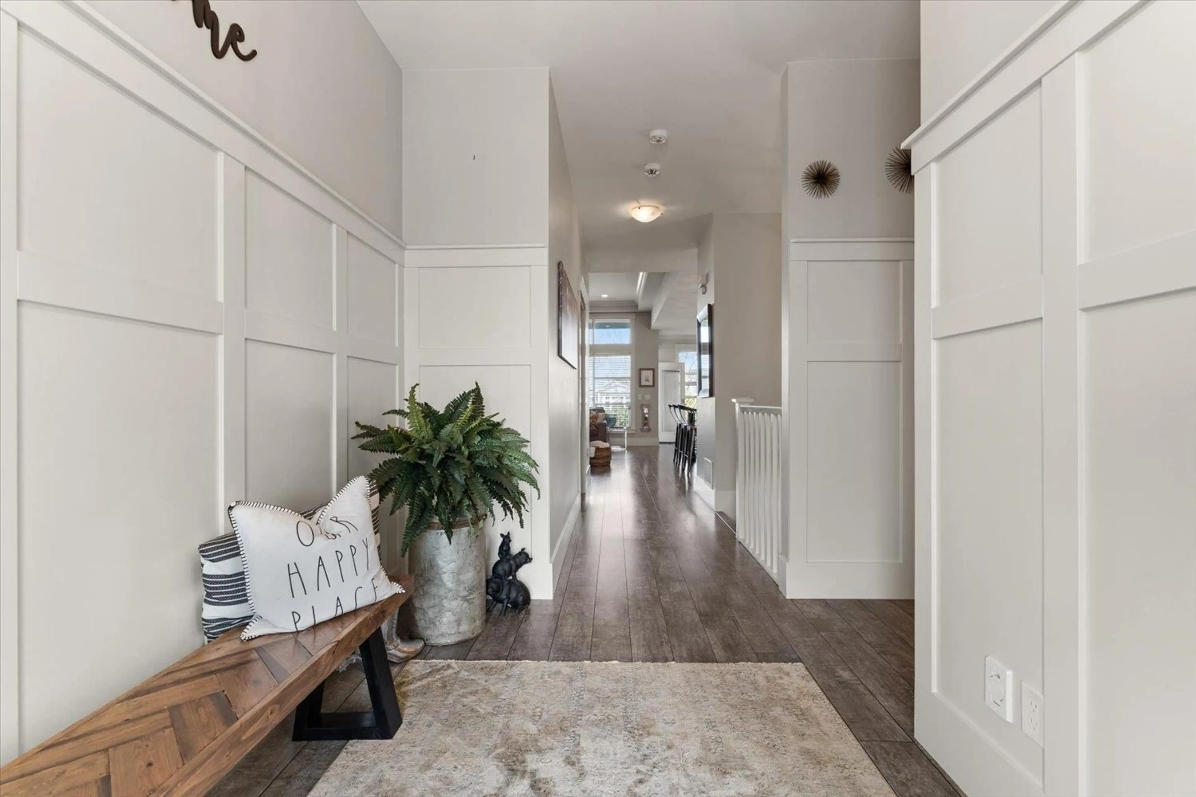 Indoor entryway for 34 - 46213 HAKWELES ROAD, Chilliwack British Columbia V4Z0C6