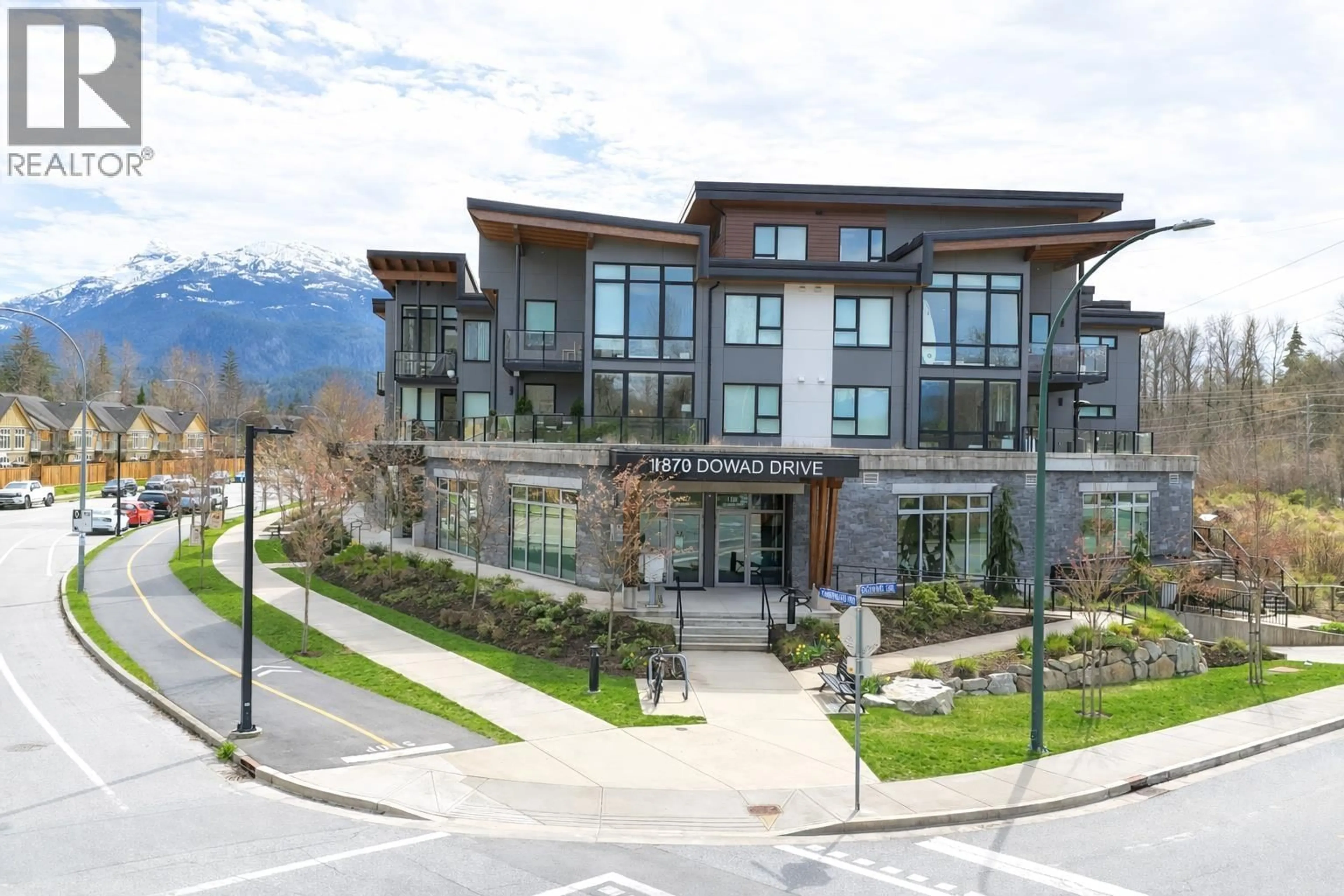 Unknown for 213 - 1870 DOWAD DRIVE, Squamish British Columbia V8B1C4